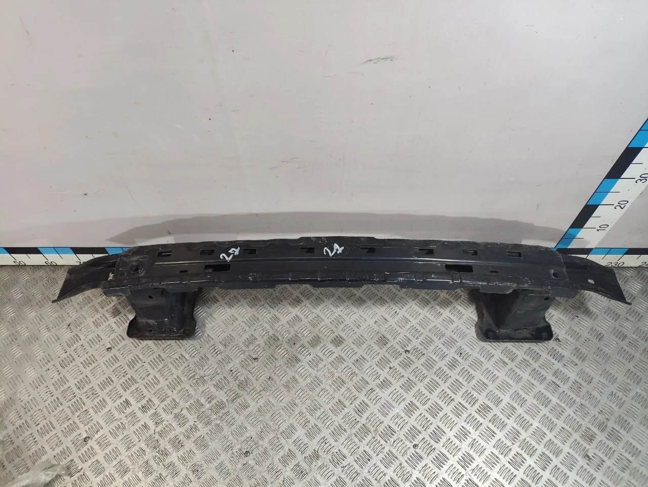 [Б/У] Усилитель заднего бампера Mercedes ML166 [Код: 00608707 ]