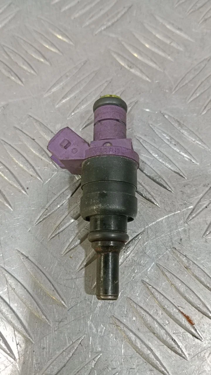 [Б/У] Форсунка инжекторная электрическая MB [Код: 00385109 ]