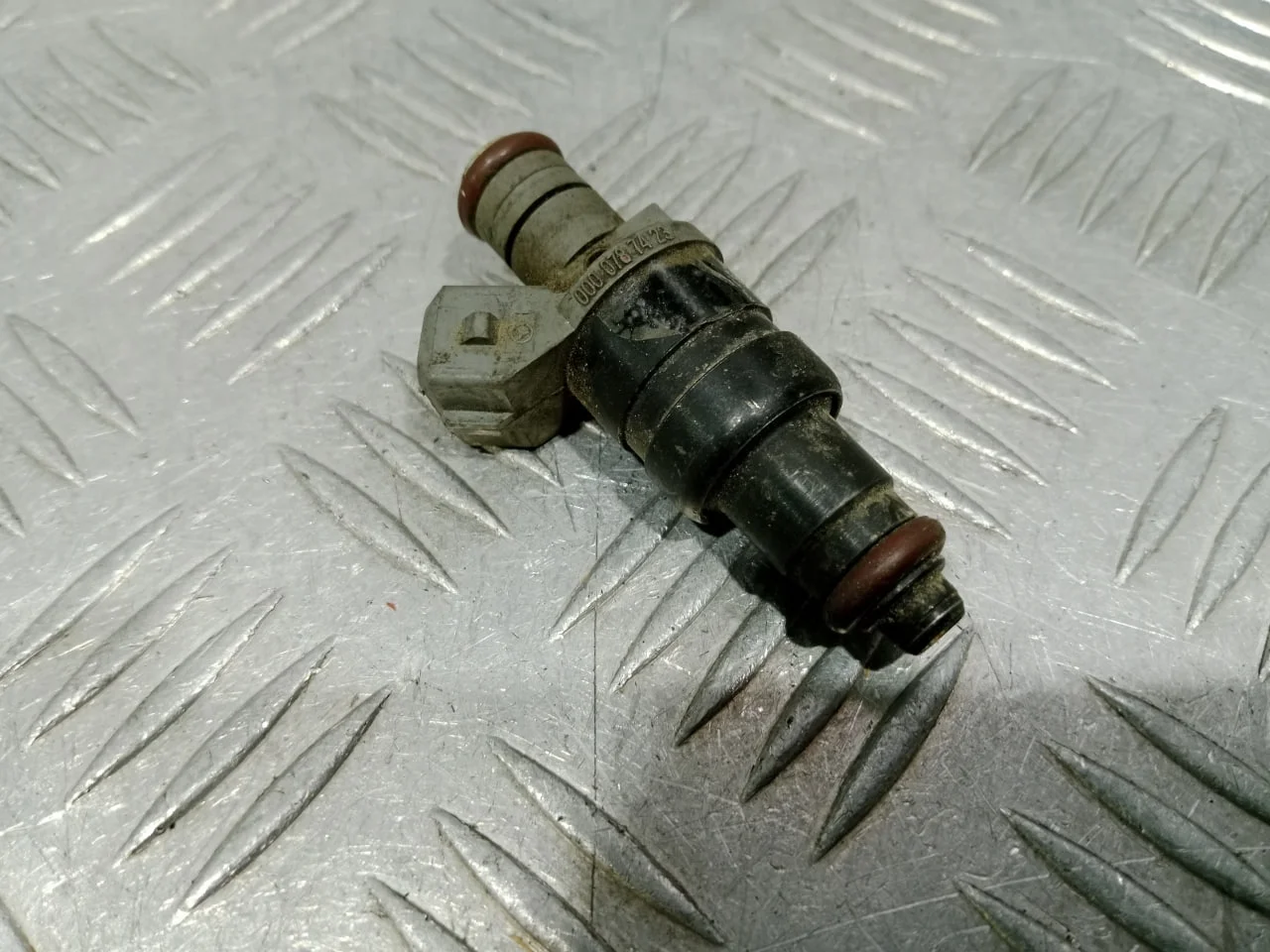 [Б/У] Форсунка инжекторная электрическая Mercedes [Код: 00662800 ]