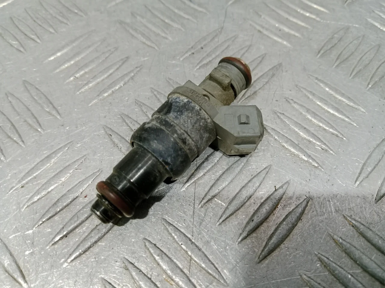 [Б/У] Форсунка инжекторная электрическая Mercedes [Код: 00662802 ]