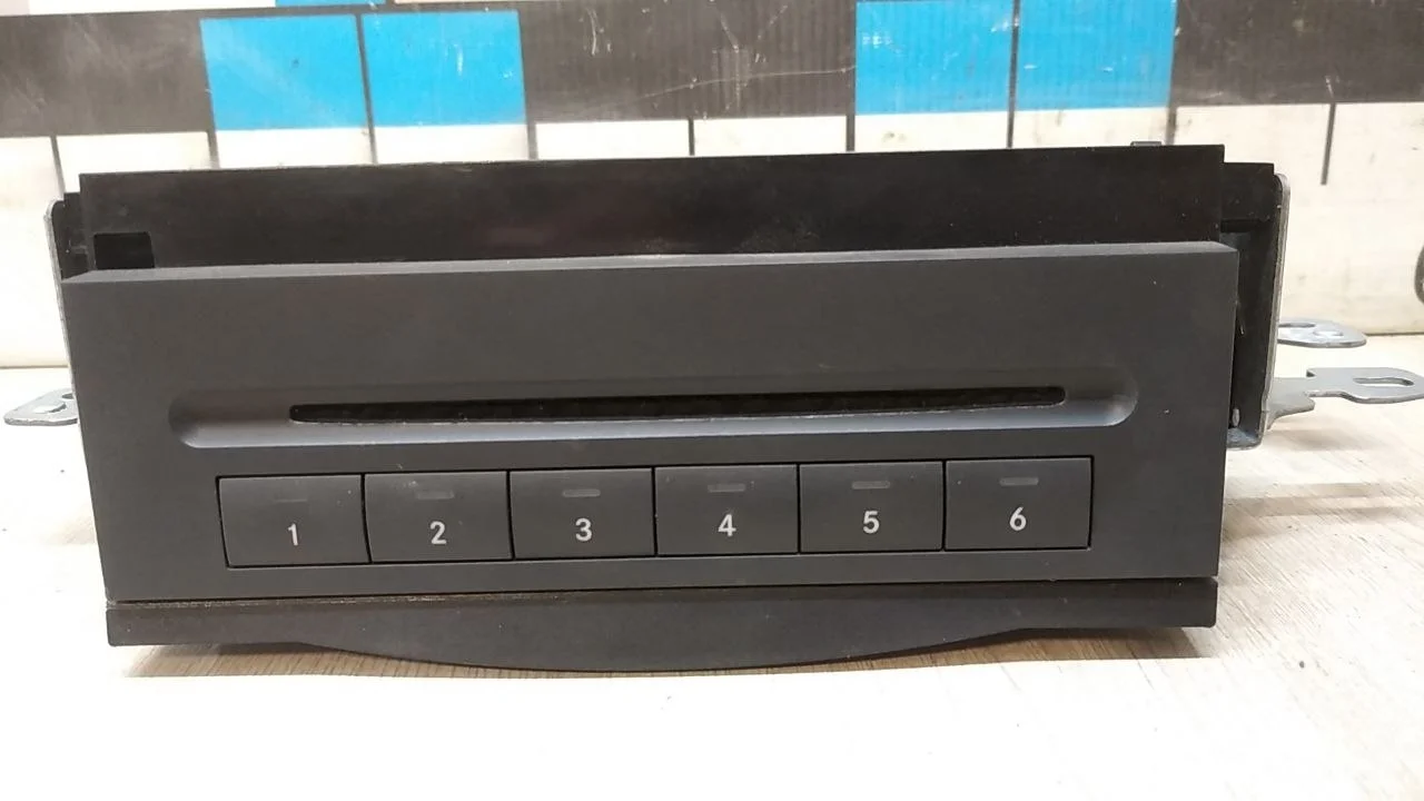 [Б/У] Ченджер компакт дисков Mercedes [Код: 00675226 ]