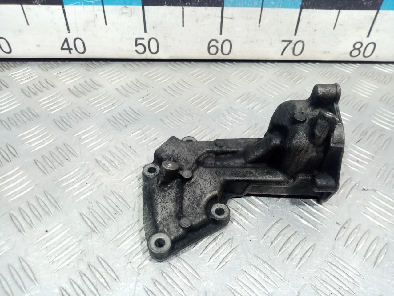 [ЧАСТЬ Б/У] Корпус масляного фильтра - (Состояние: нижняя часть) [Код: 00583726 ]