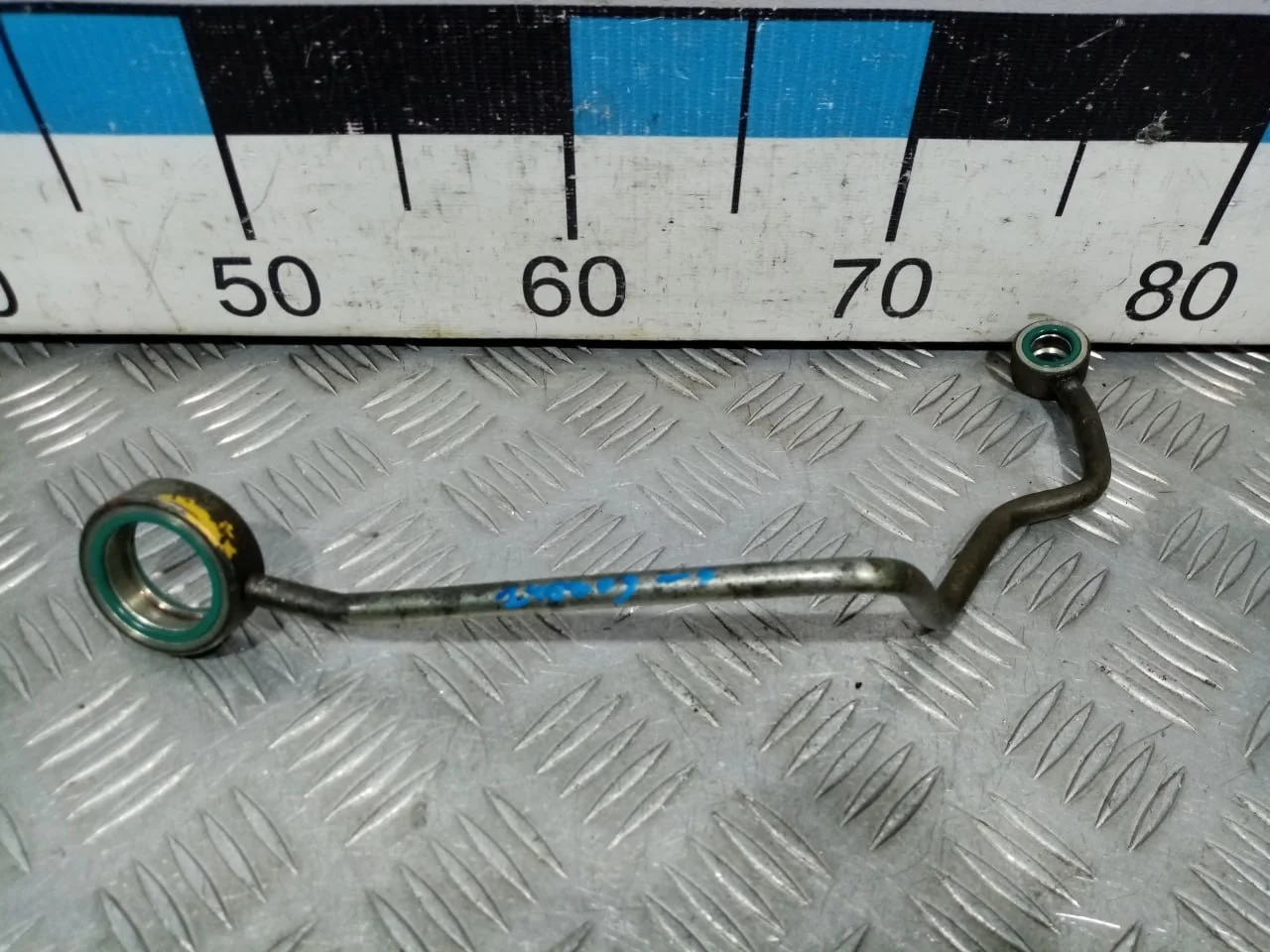 [ЧАСТЬ Б/У] Рейка рулевая Mercedes W211 - Трубка рулевой рейки [Код: 00585217 ]