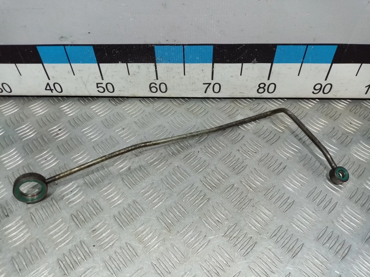 [ЧАСТЬ Б/У] Рейка рулевая Mercedes W211 - Трубка рулевой рейки [Код: 00585218 ]