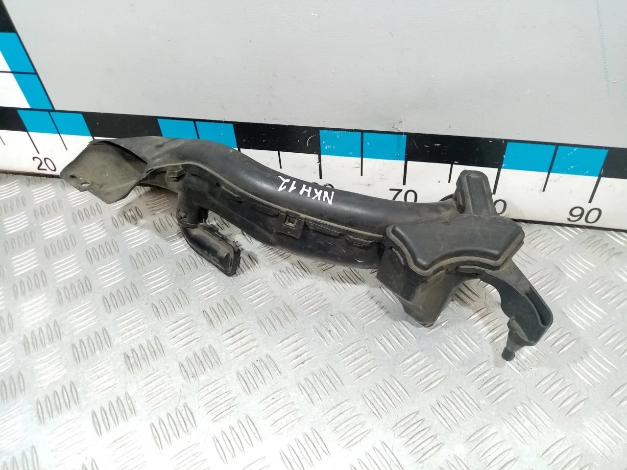 [Б/У] Воздухозаборник [Код: 00676838 ]