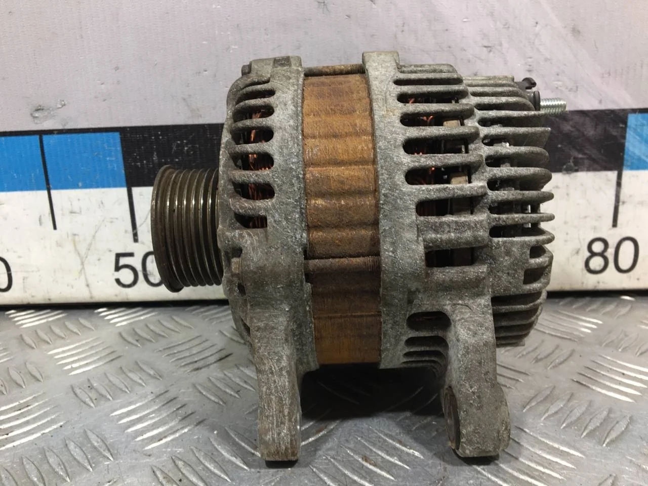 [Б/У] Генератор [Код: 00610806]