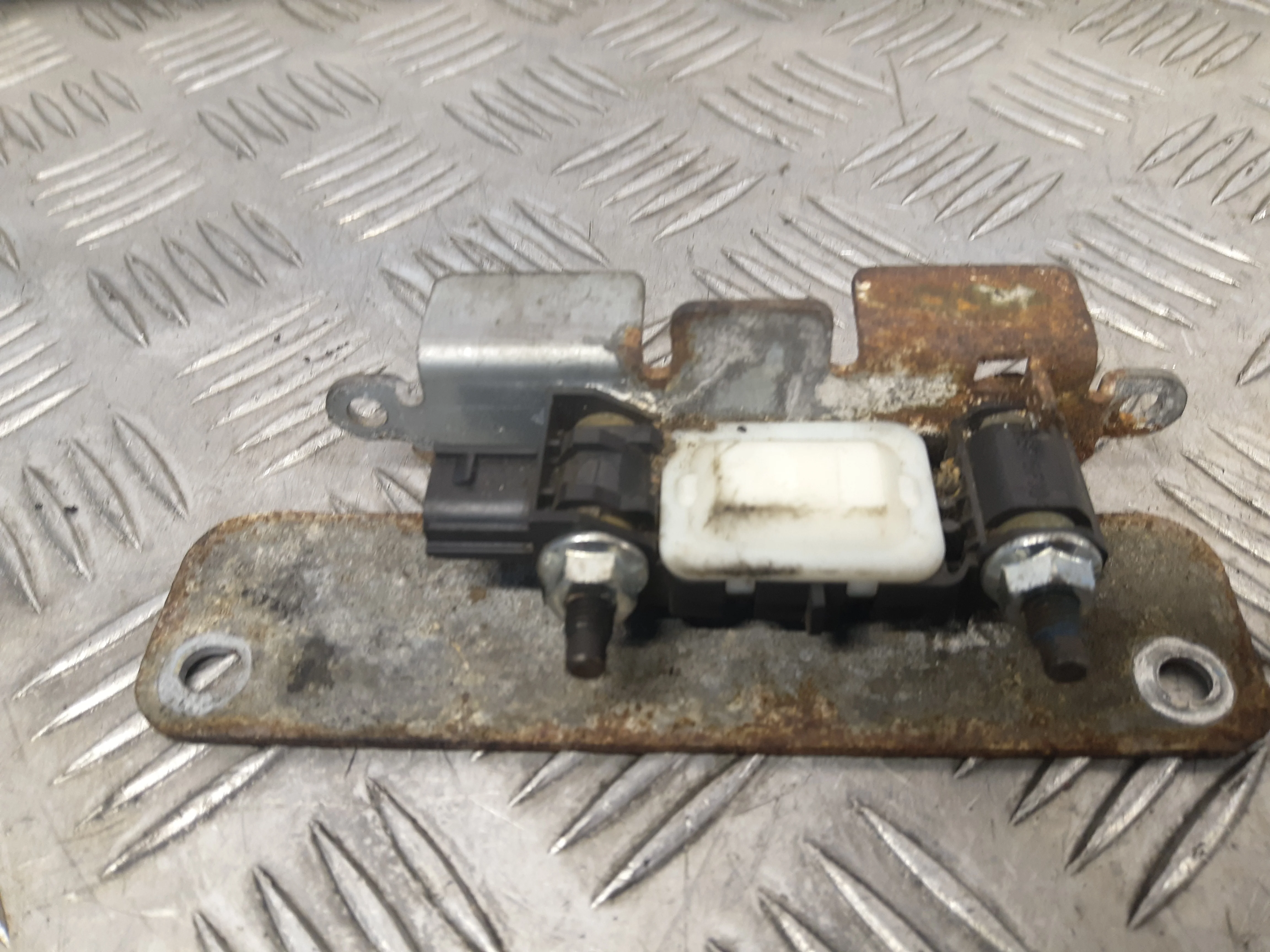 [Б/У] Датчик AIR BAG [Код: 00308806]