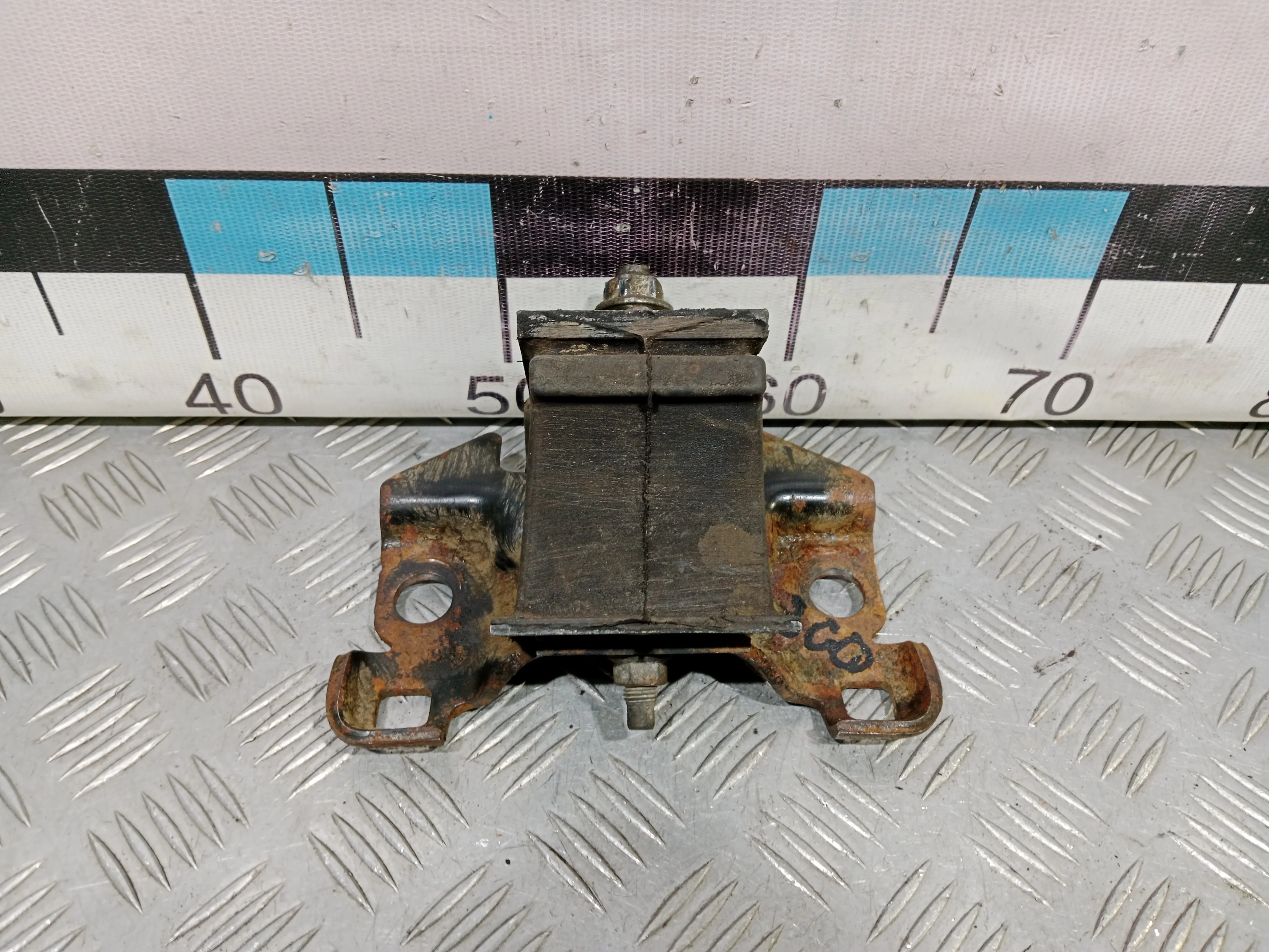 [Б/У] Опора двигателя [Код: 00407856]