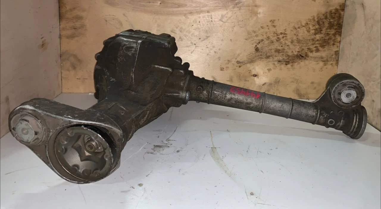 [Б/У] Редуктор переднего моста Porsche Cayenne [Код: 00316793 ]