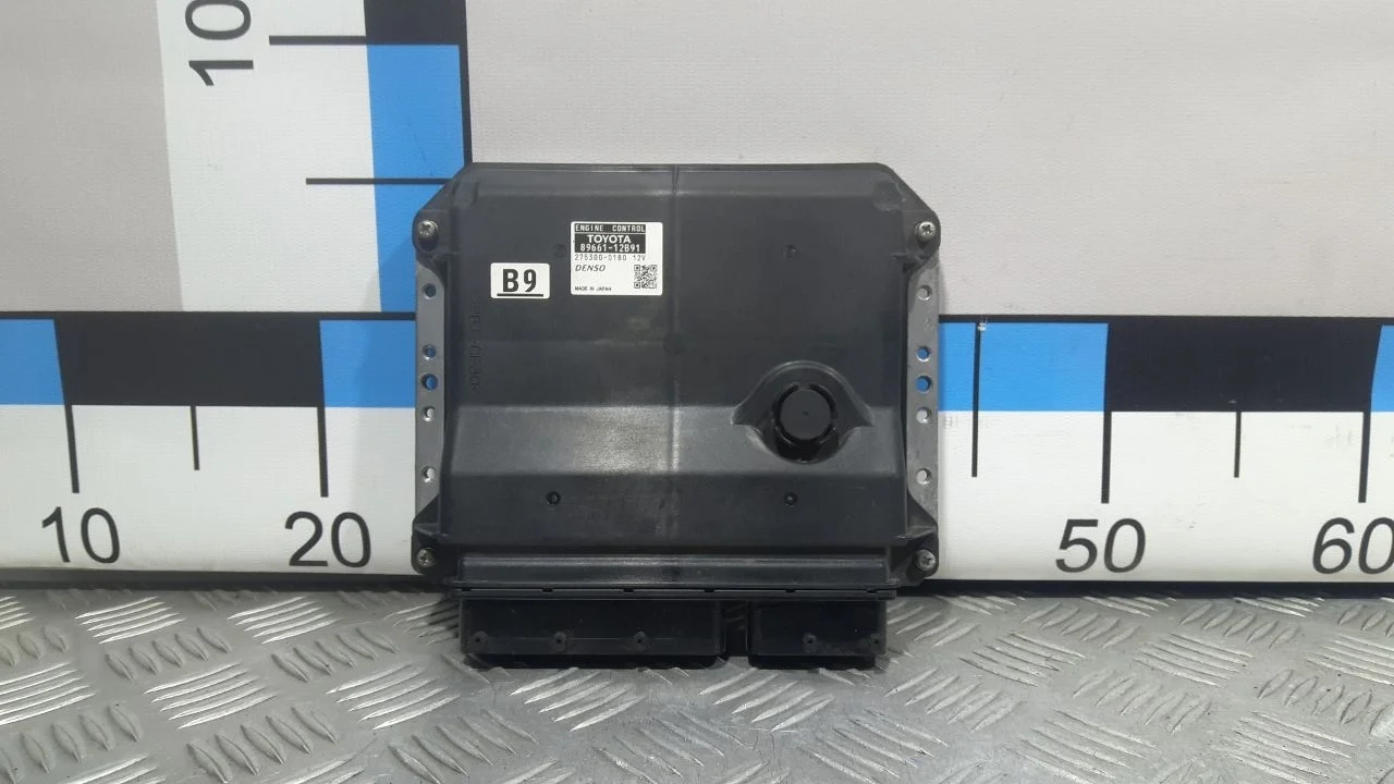 [Б/У] Блок управления двигателем TOYOTA AURIS [Код: 00373593]