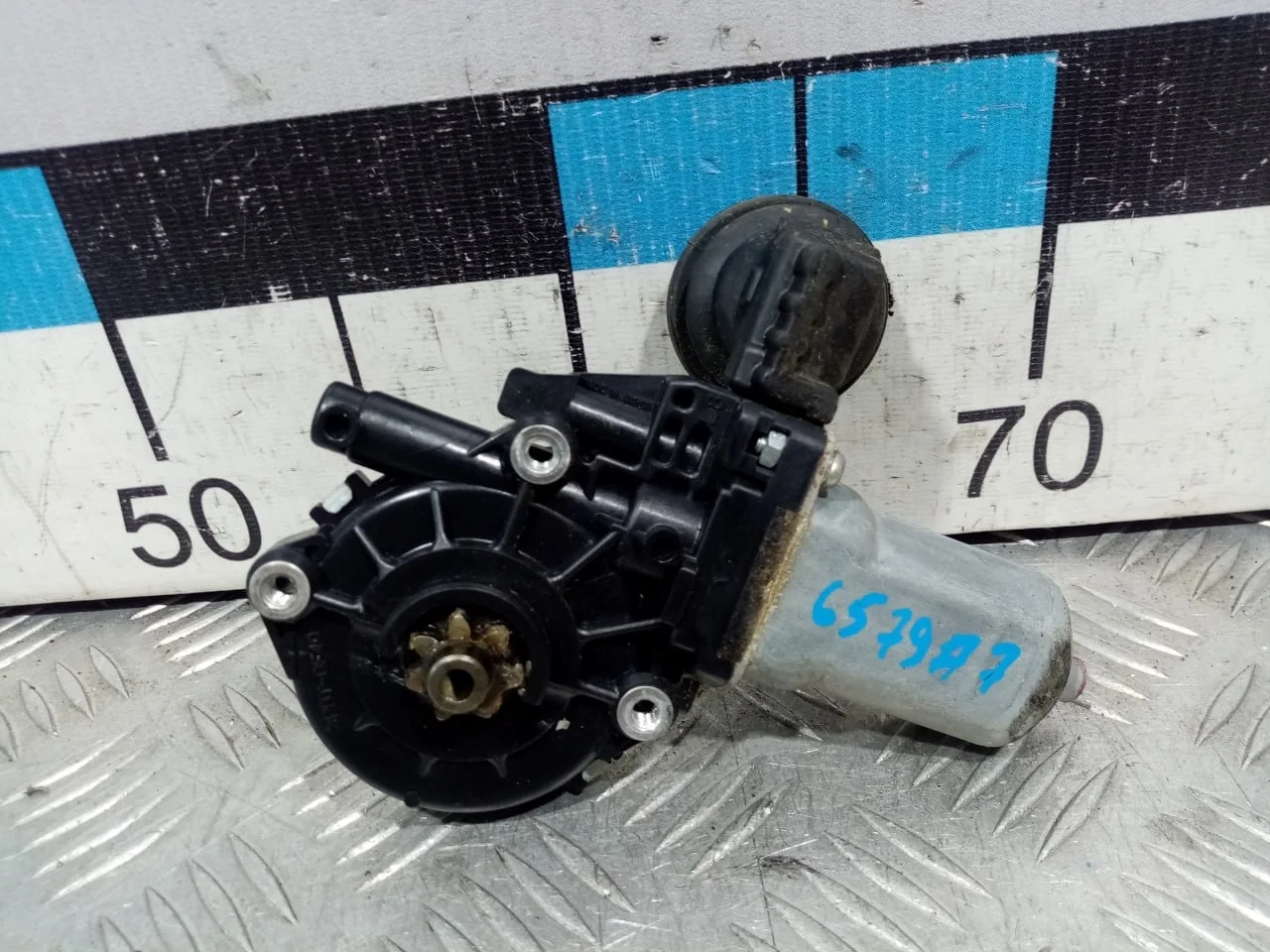 [Б/У] Моторчик стеклоподъемника Toyota [Код: 00593463 ]