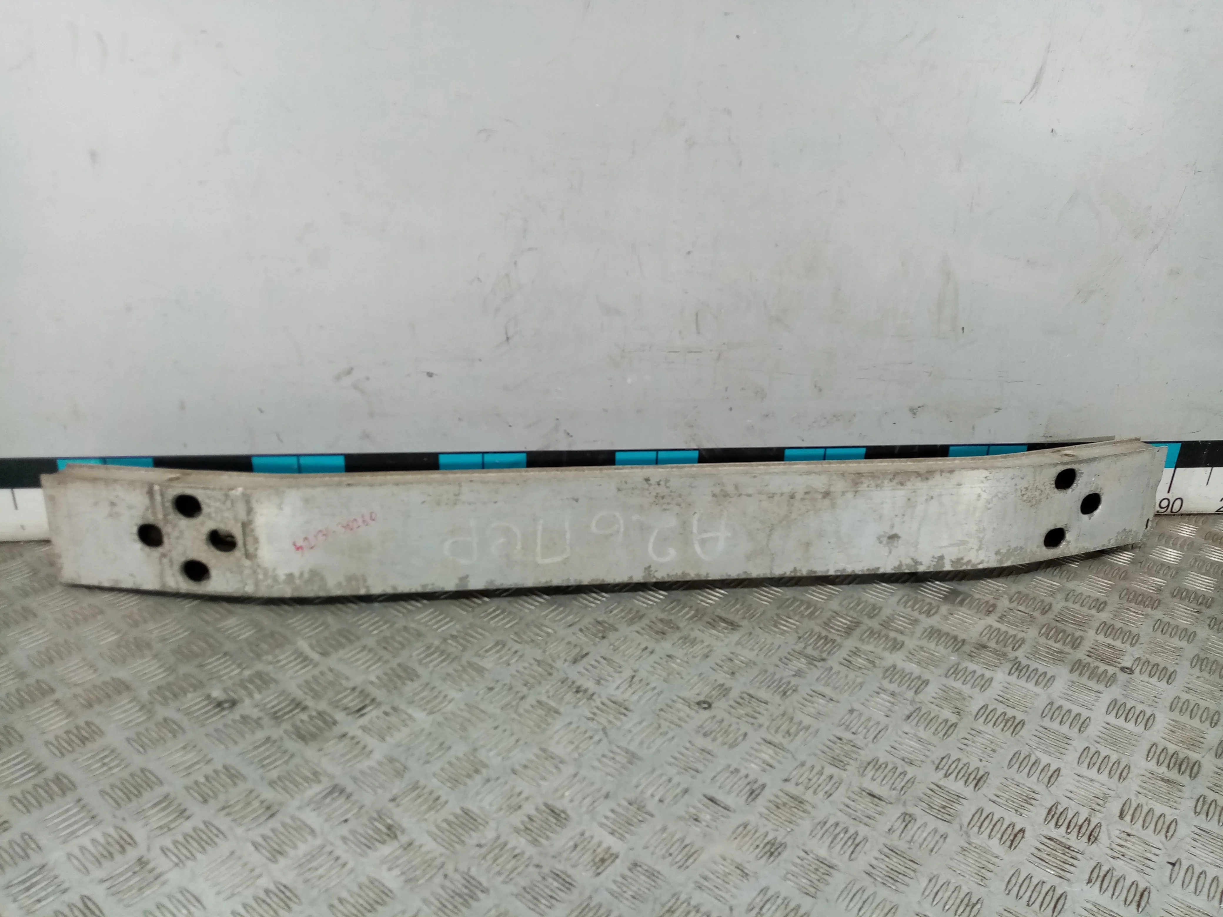 [Б/У] Усилитель переднего бампера LEXUS GS [Код: 00365460]