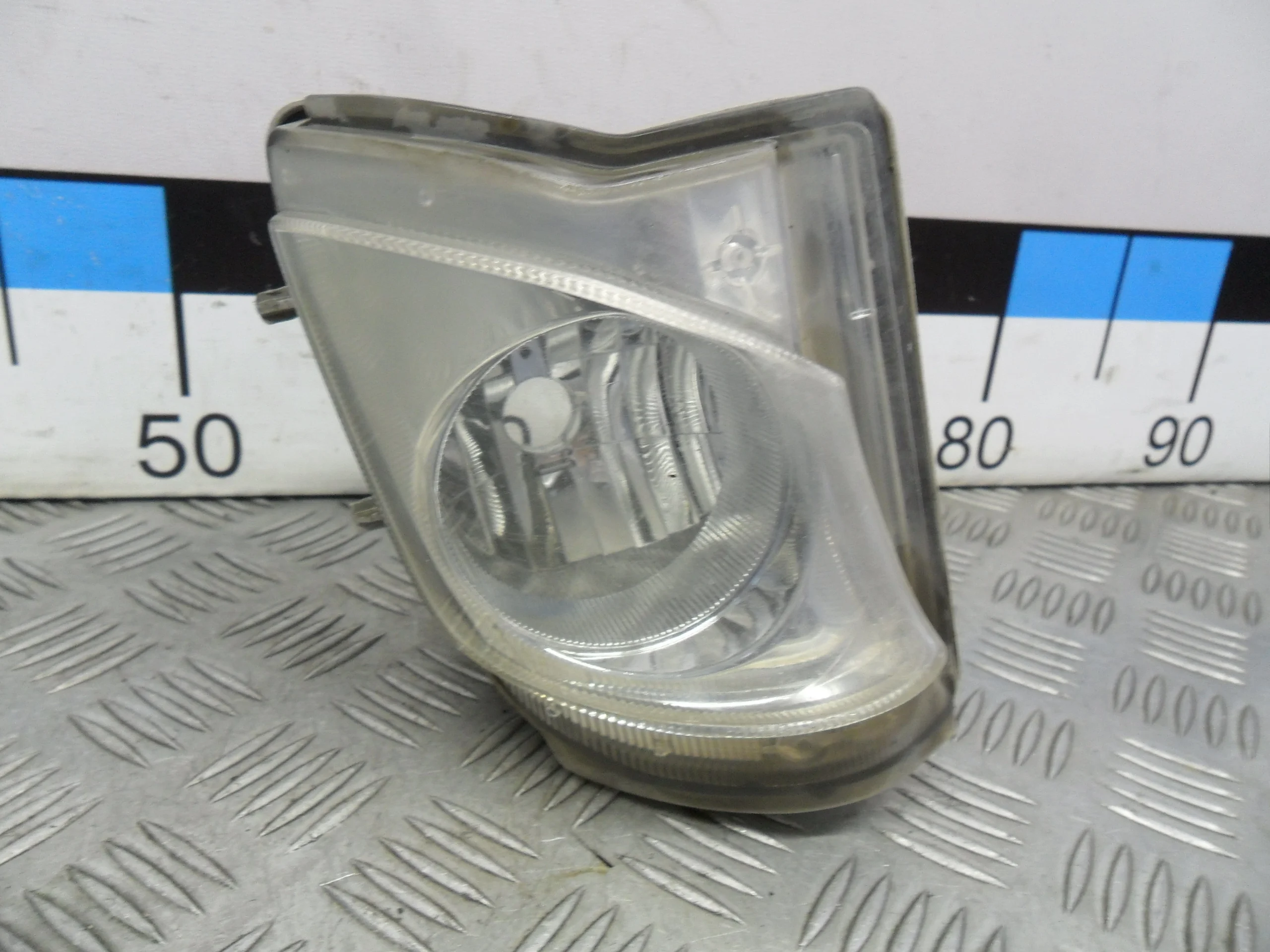 [Б/У] Фара противотуманная правая [Код: 00356130]