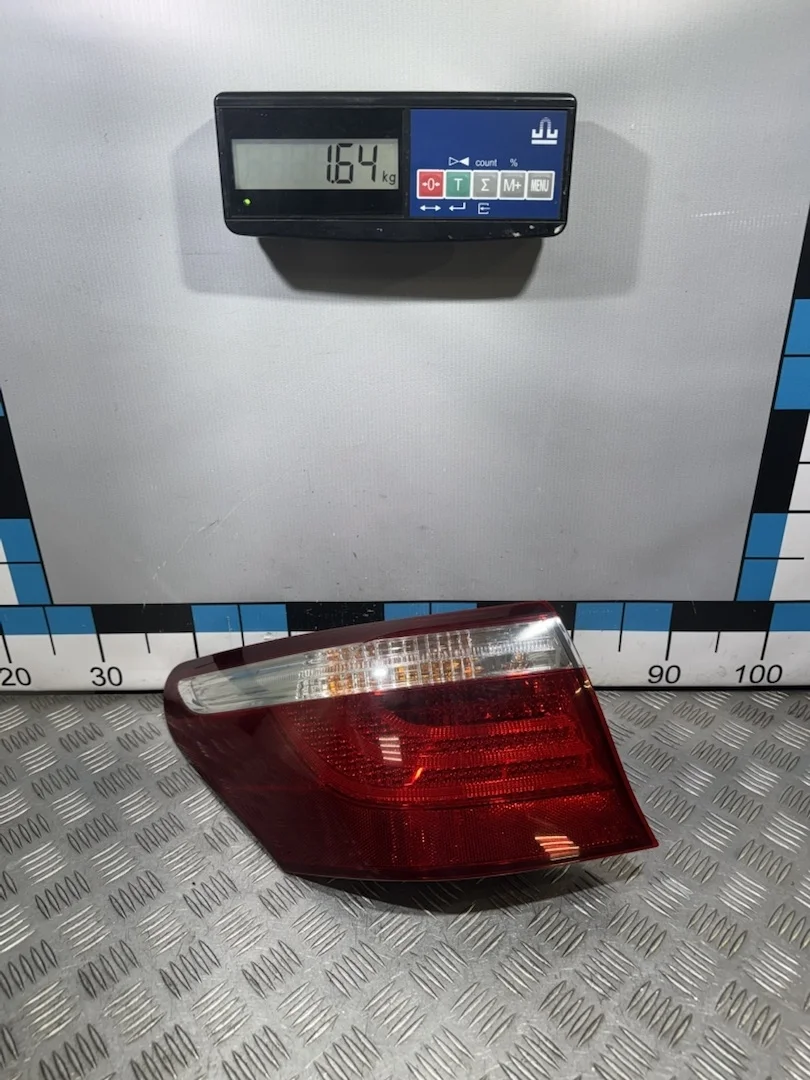 [Б/У] Фонарь задний левый Lexus LS USF4 06-17 - наружный [Код: 00344643]