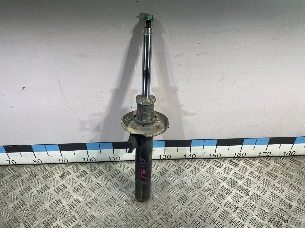 [Б/У] Амортизатор передний [Код: 00539480 ]