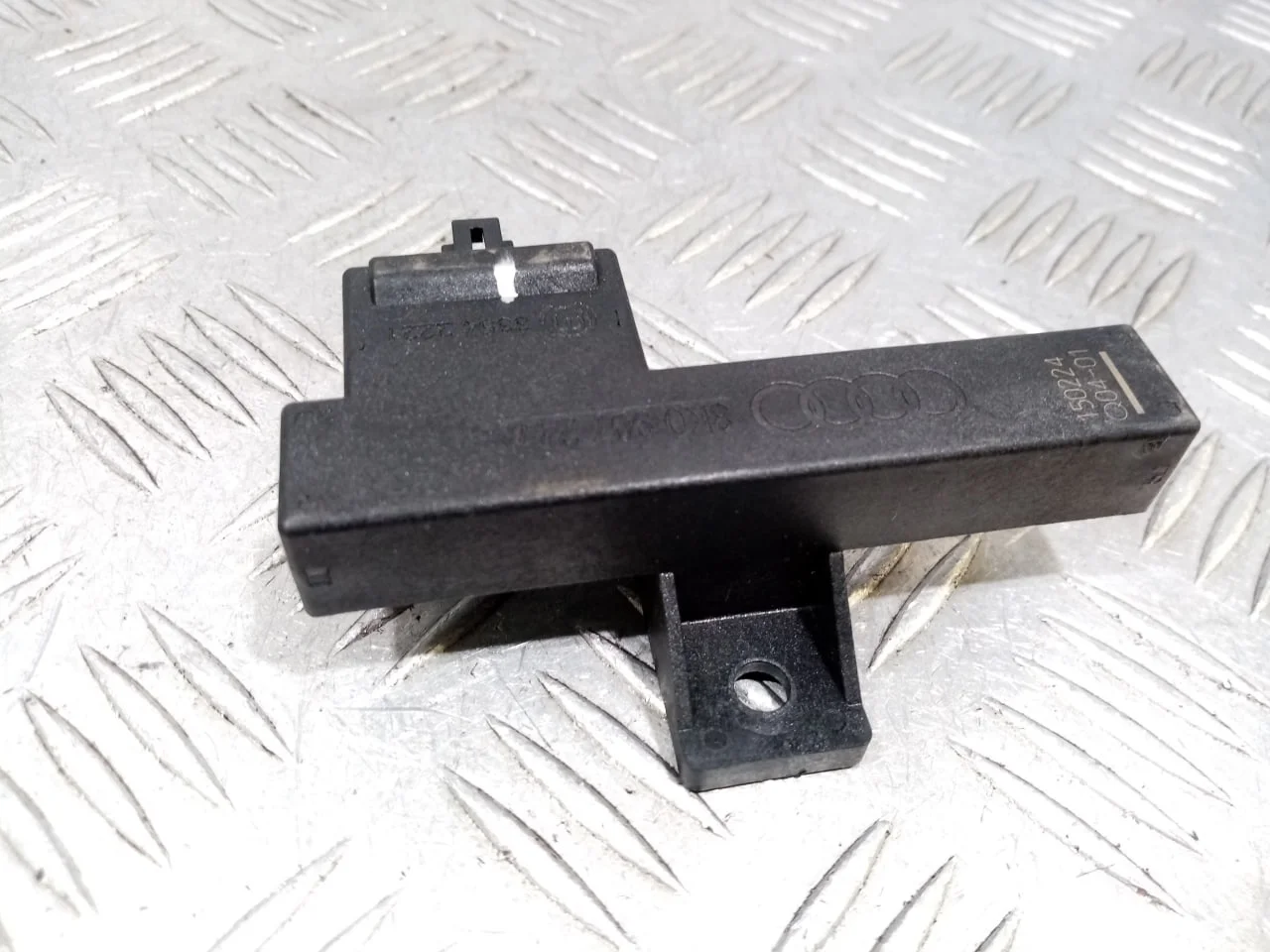 [Б/У] Антенна доступа и пуска двигателя [Код: 00537958 ]