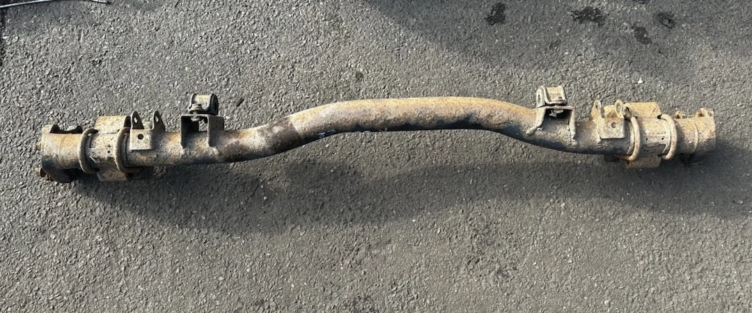 [Б/У] Балка задняя VW Caddy III 2004-2015 - Отличное состояние. [Код: 00289501 ]