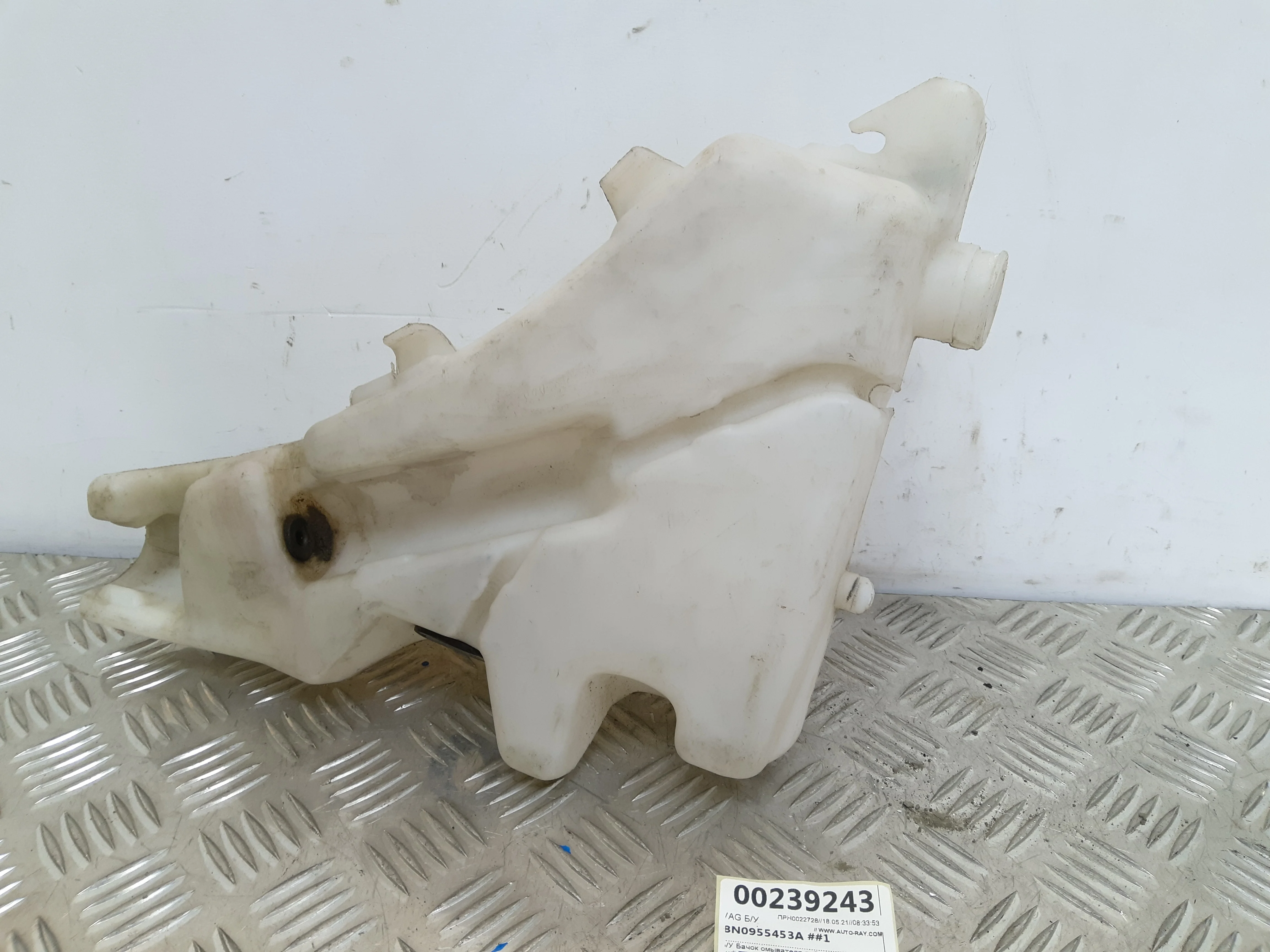 [Б/У] Бачок омывателя лобового стекла Audi TT 8N 1998–2006 [Код: 00325929 ]