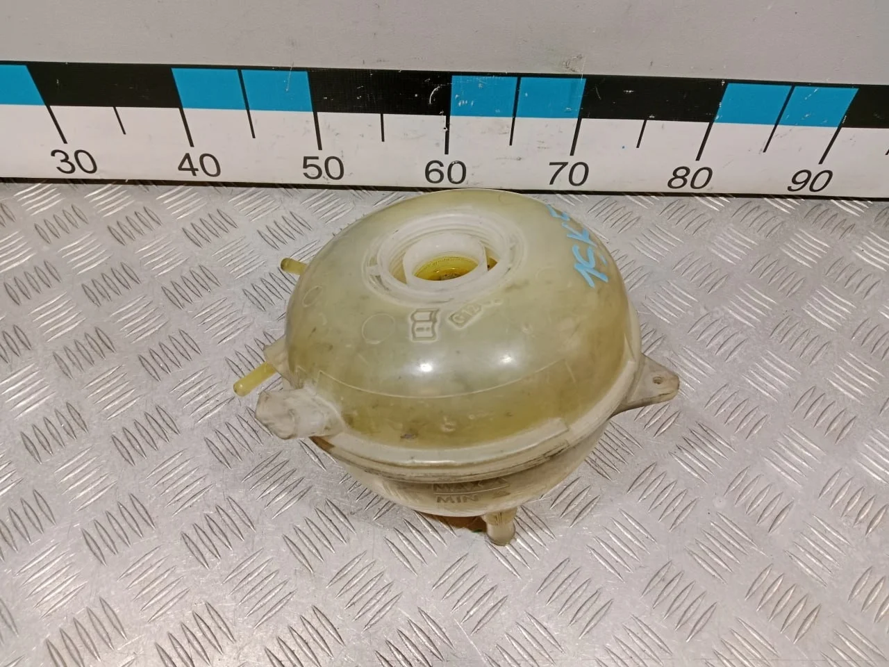 [Б/У] Бачок расширительный [Код: 00668369 ]