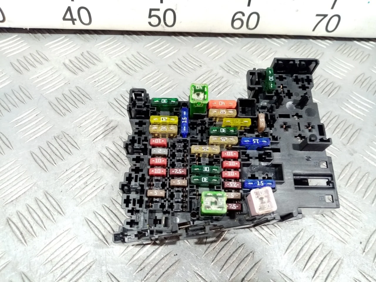 [Б/У] Блок предохранителей VW Audi Skoda Seat [Код: 00640546 ]
