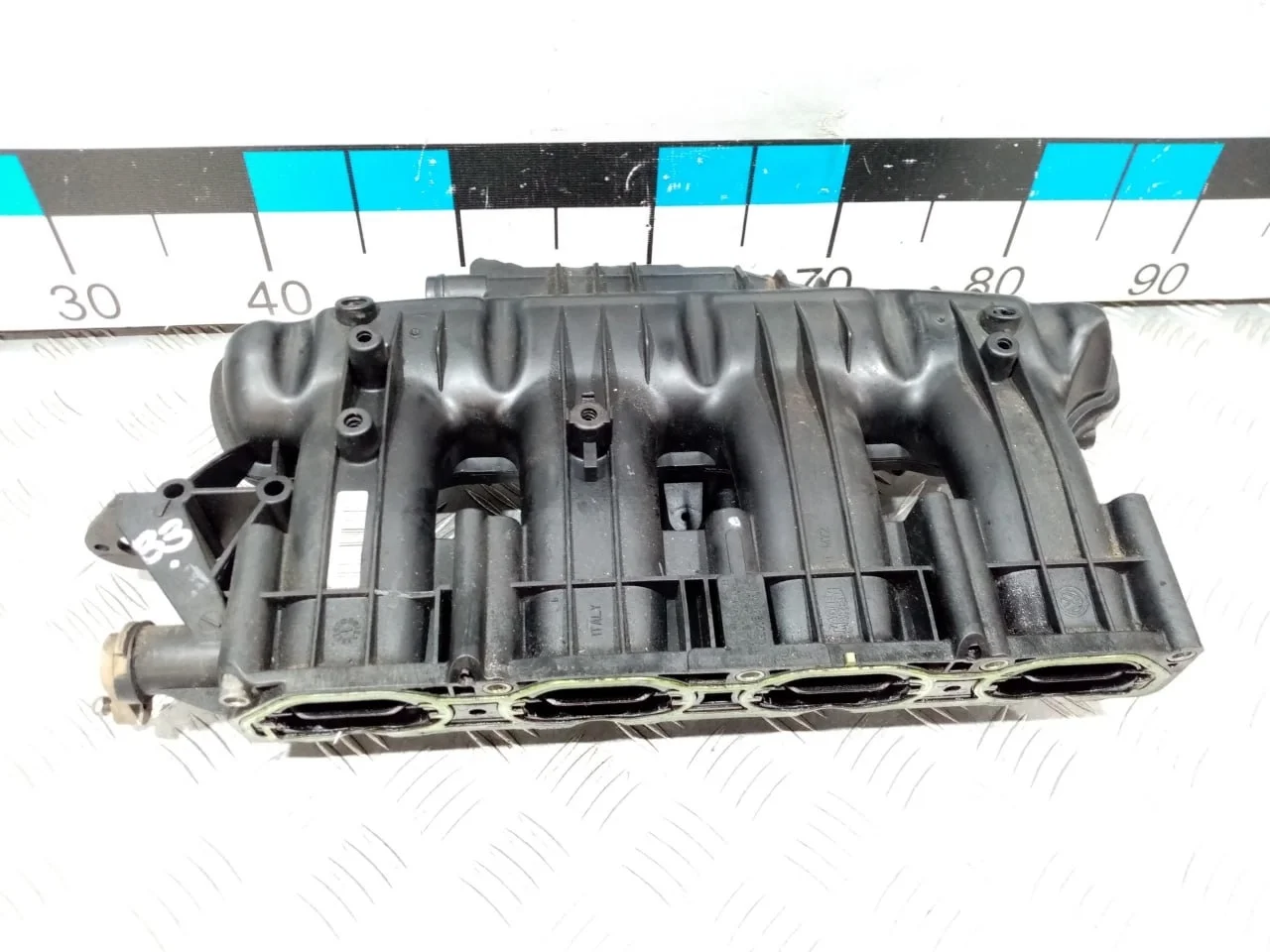 [Б/У] Впускной коллектор CDHA CDHB [Код: 00685269 ]