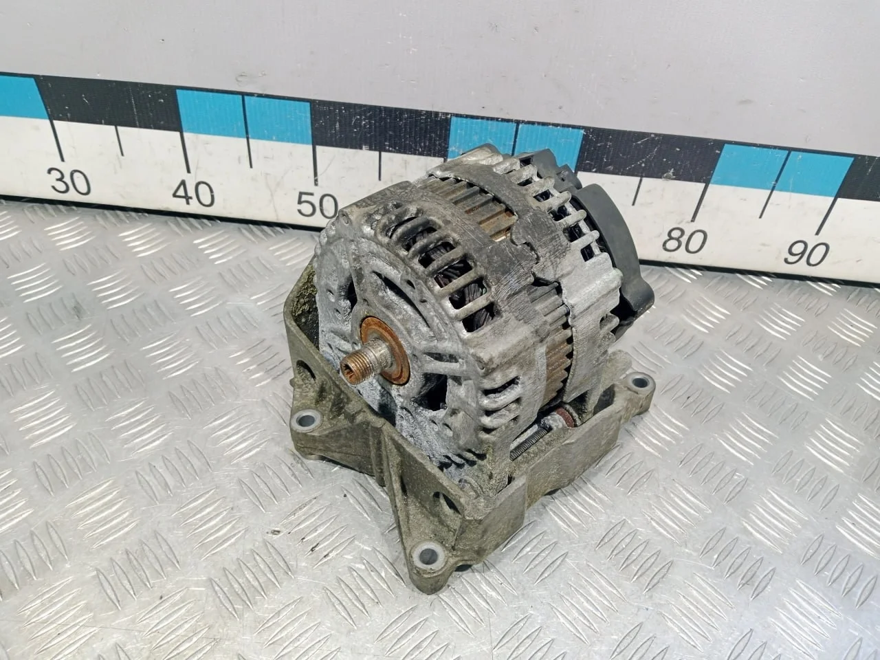 [Б/У] Генератор [Код: 00589665 ]