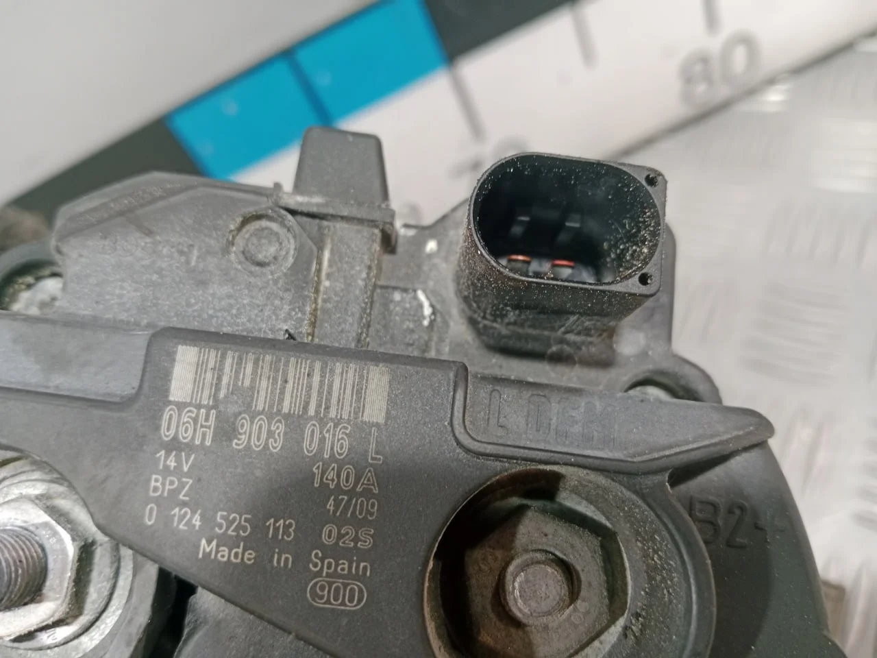 [Б/У] Генератор 12V/140A [Код: 00641899 ]