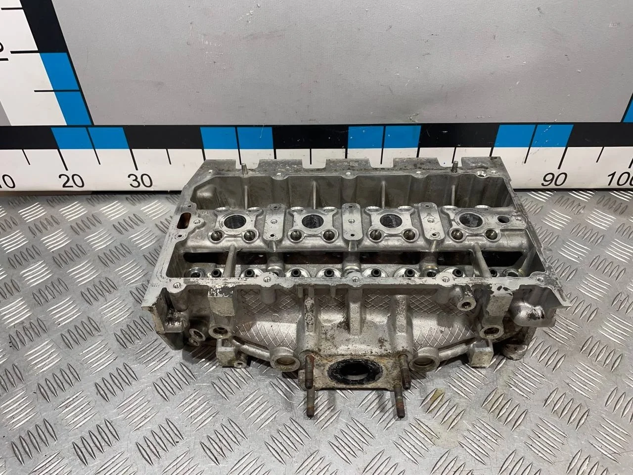 [Б/У] Головка блока цилиндров [Код: 00648032 ]