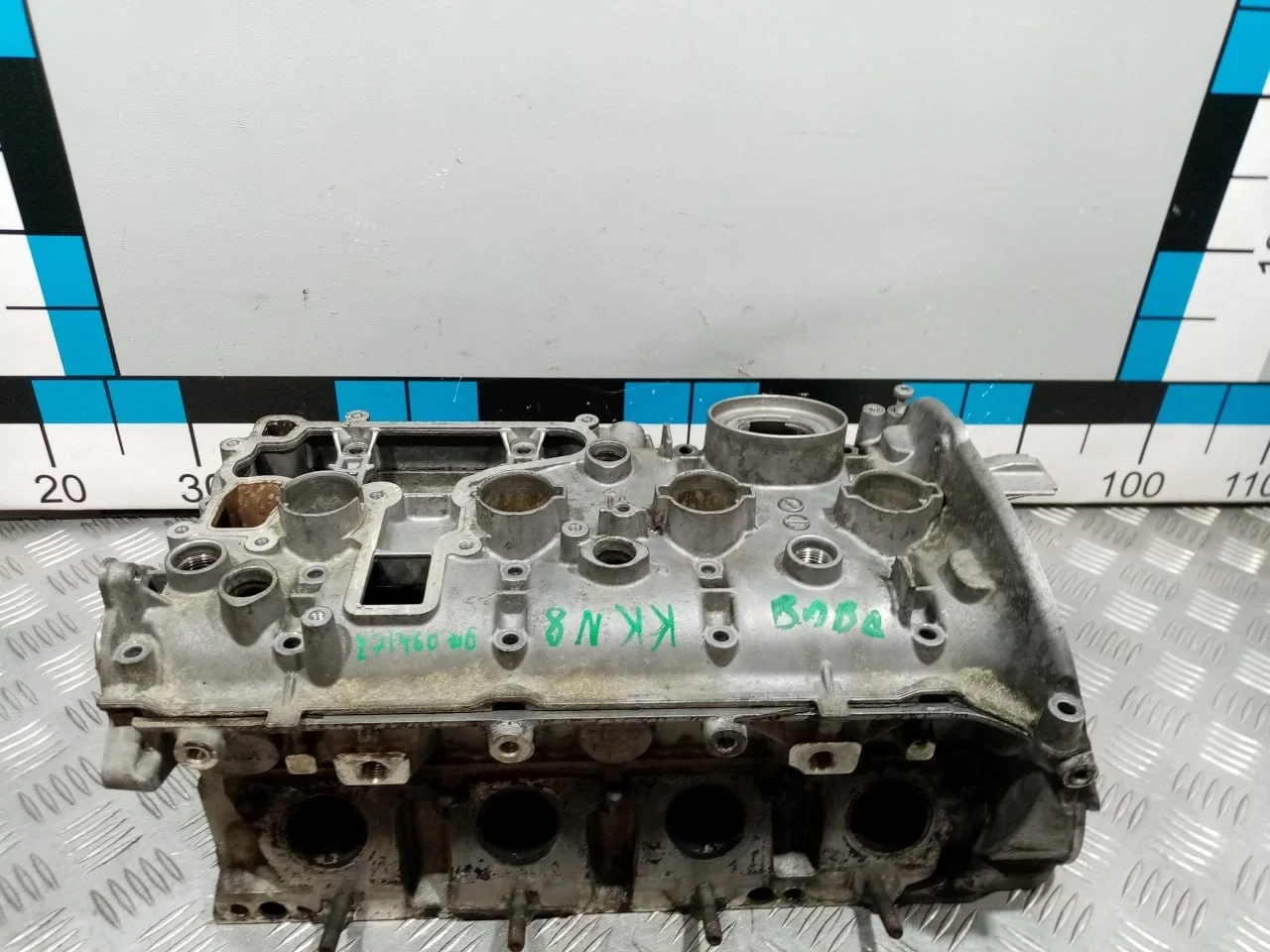 [Б/У] Головка блока цилиндров CDAA CDAB - пробег 94000 [Код: 00643900 ]