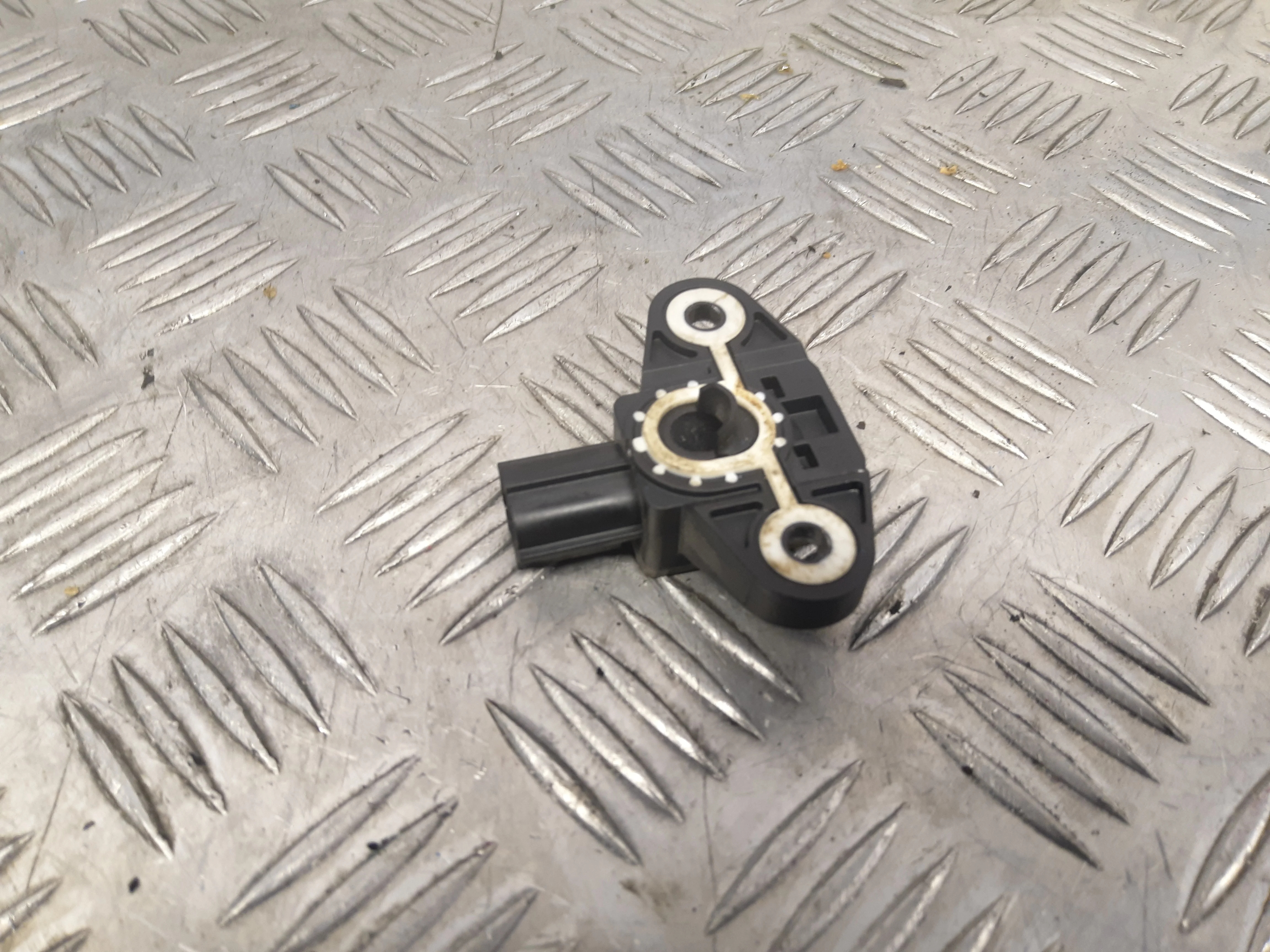 [Б/У] Датчик AIR BAG перед=зад, L=R - Отличное состояние. [Код: 00290786 ]