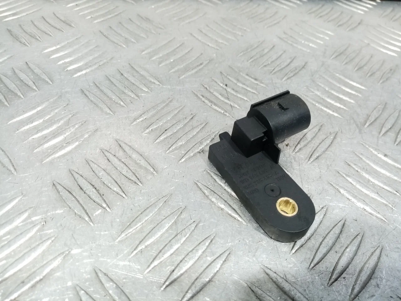 [Б/У] Датчик включения стоп сигнала [Код: 00634873 ]