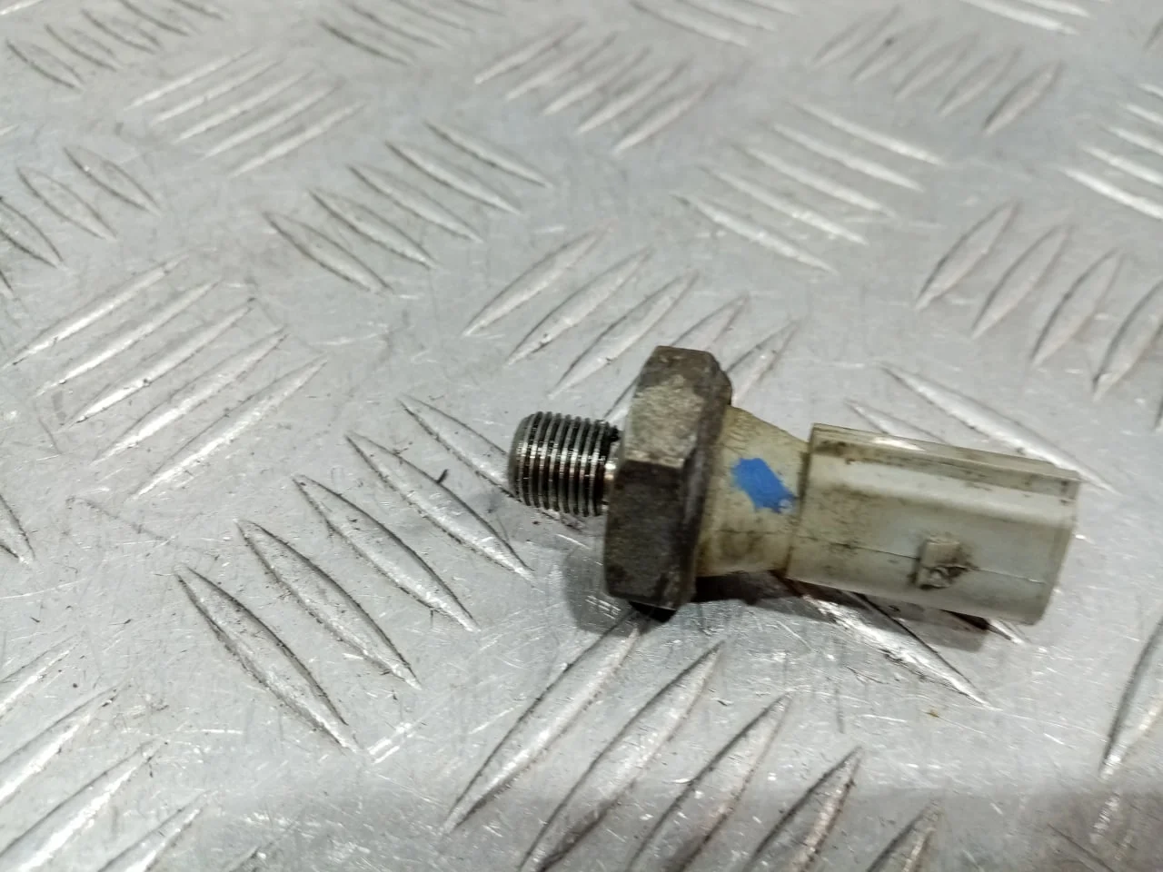 [Б/У] Датчик давления масла [Код: 00638121 ]