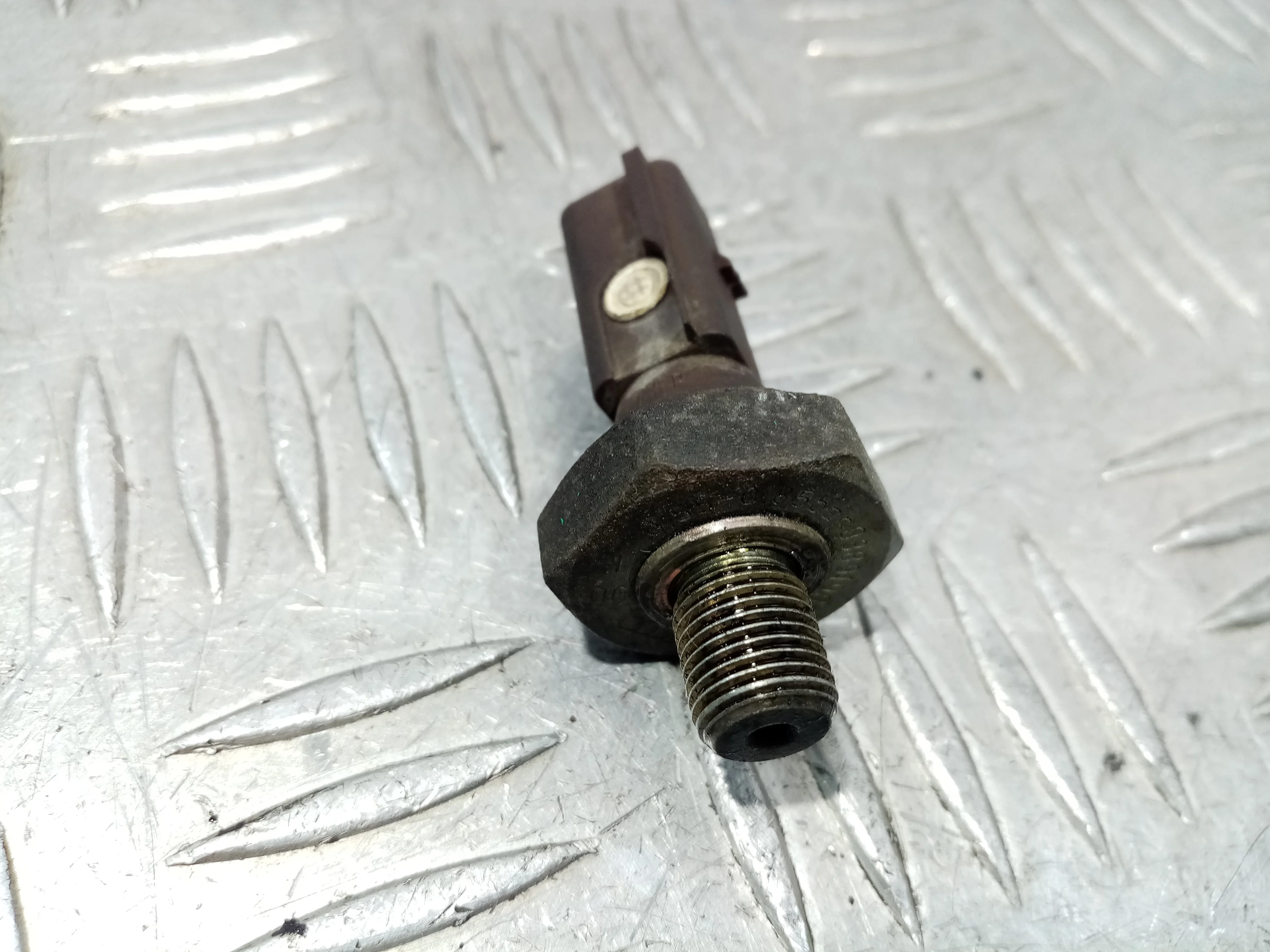 [Б/У] Датчик давления масла Vag [Код: 00459977 ]