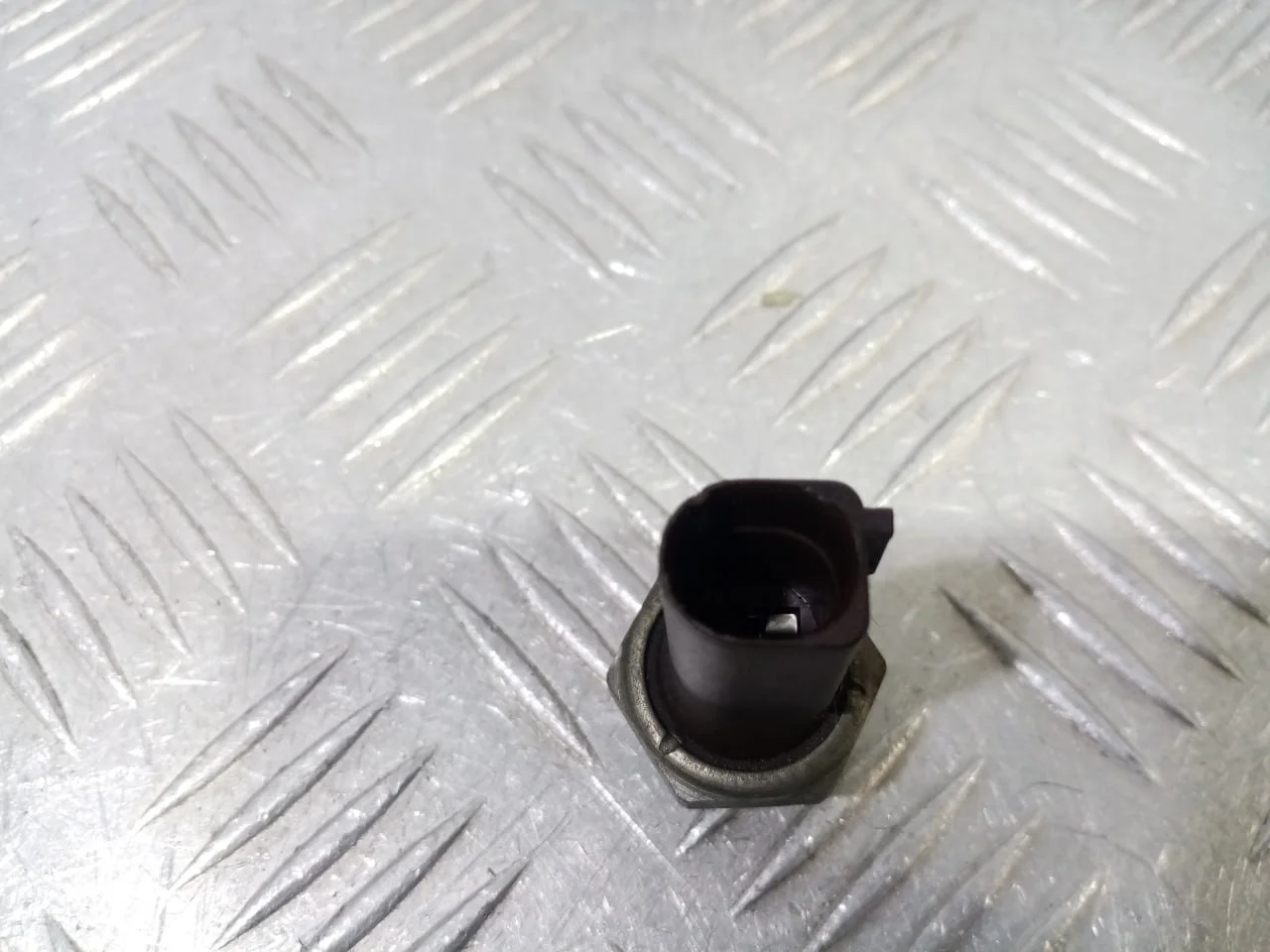 [Б/У] Датчик давления масла Vag [Код: 00580973 ]