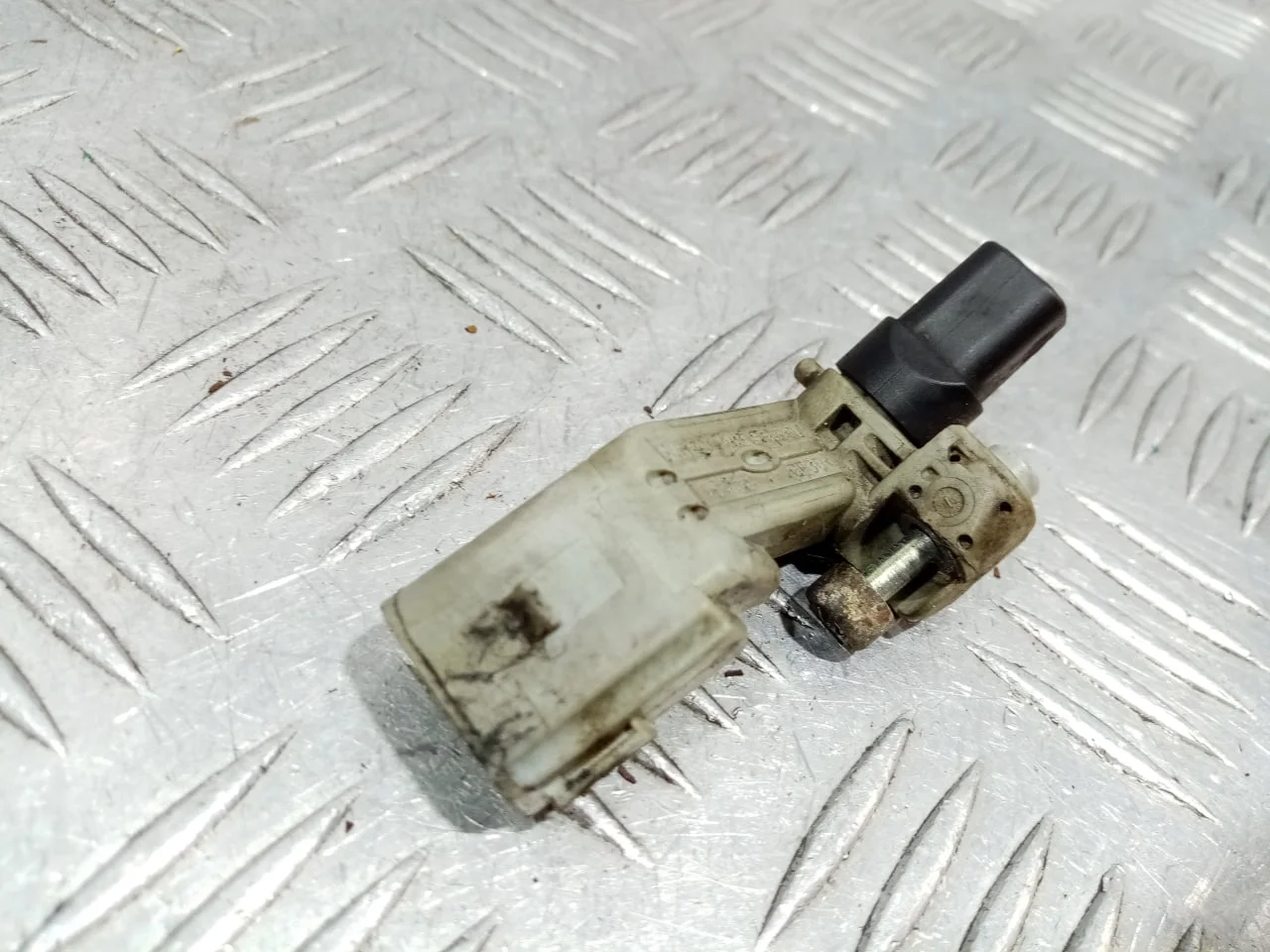 [Б/У] Датчик положения коленвала [Код: 00632779 ]