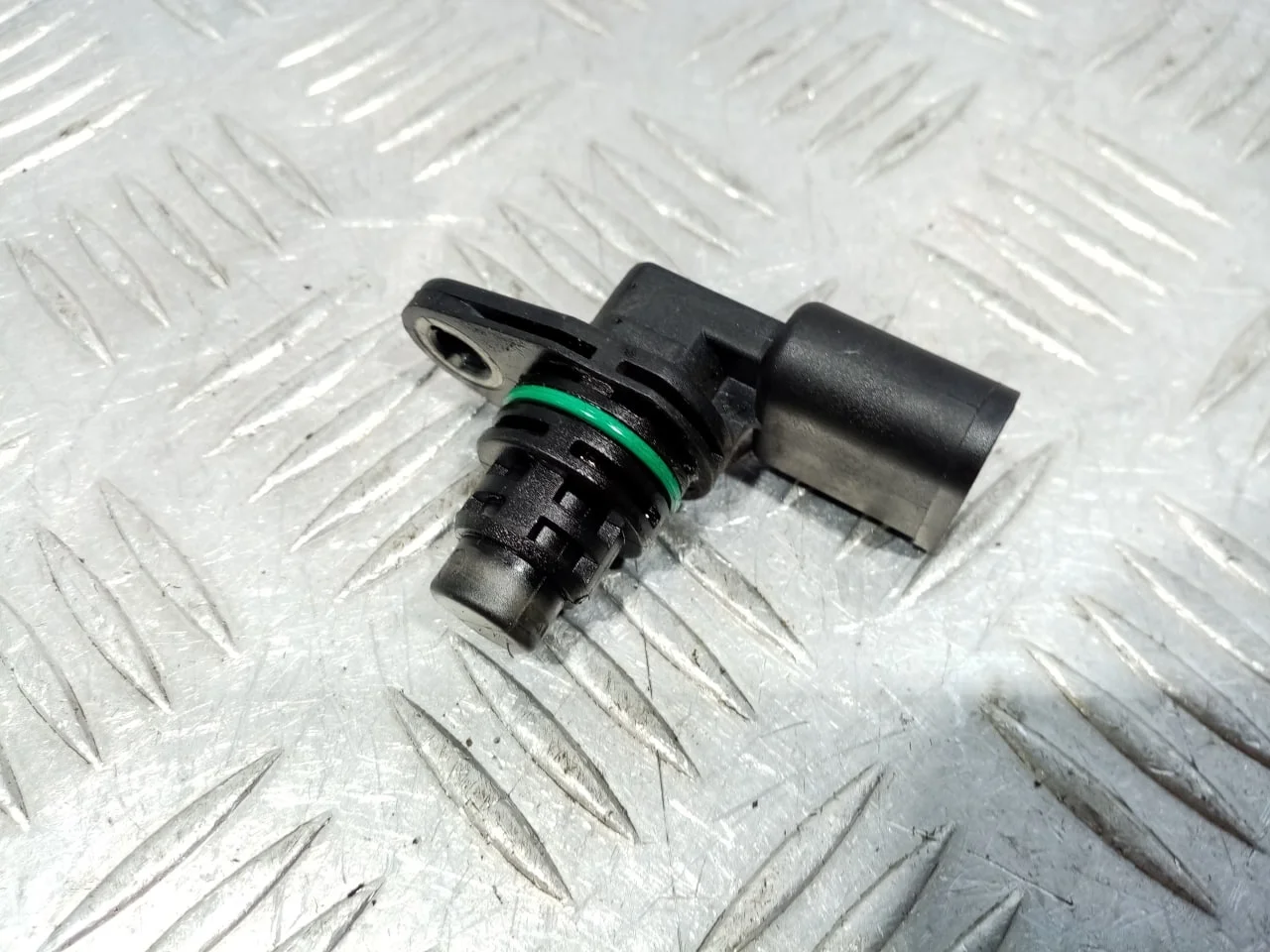 [Б/У] Датчик положения распредвала [Код: 00630975 ]