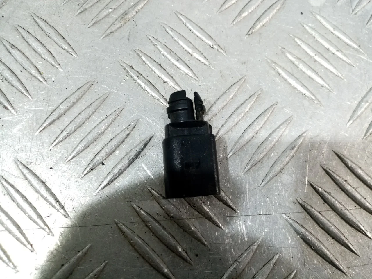 [Б/У] Датчик температуры наружнего воздуха [Код: 00659835 ]