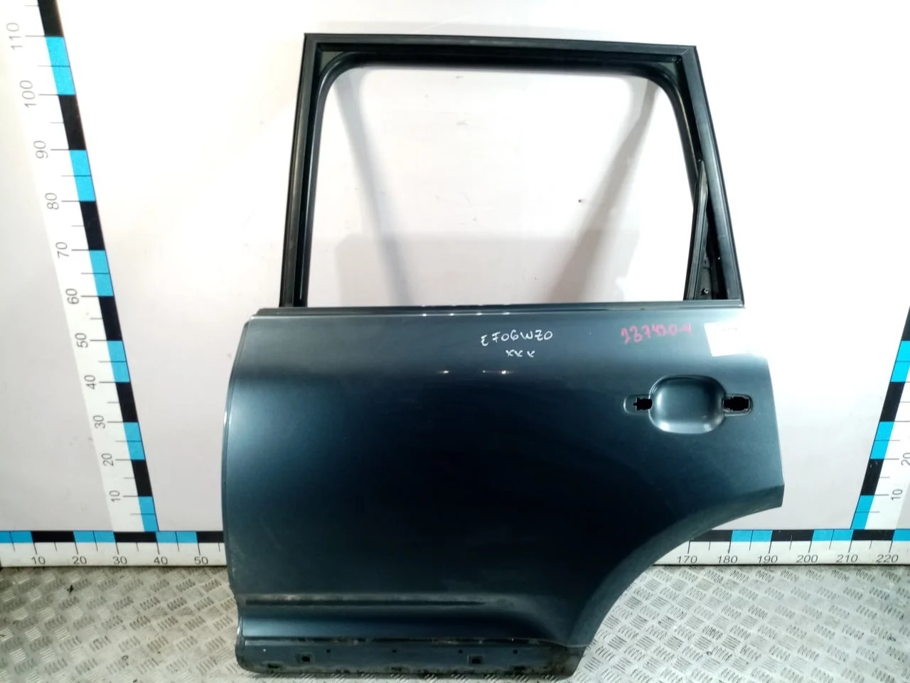 [Б/У] Дверь задняя левая Cayenne Touareg [Код: 00528436 ]