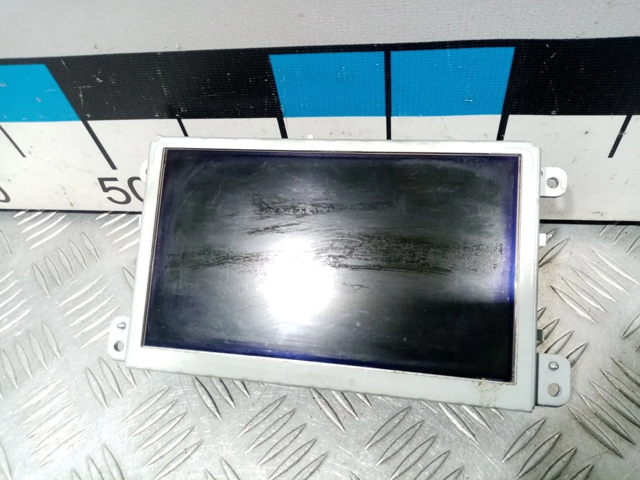 [Б/У] Дисплей информационный - Потертости на экране [Незначительные дефекты] [Код: 00671688 ]