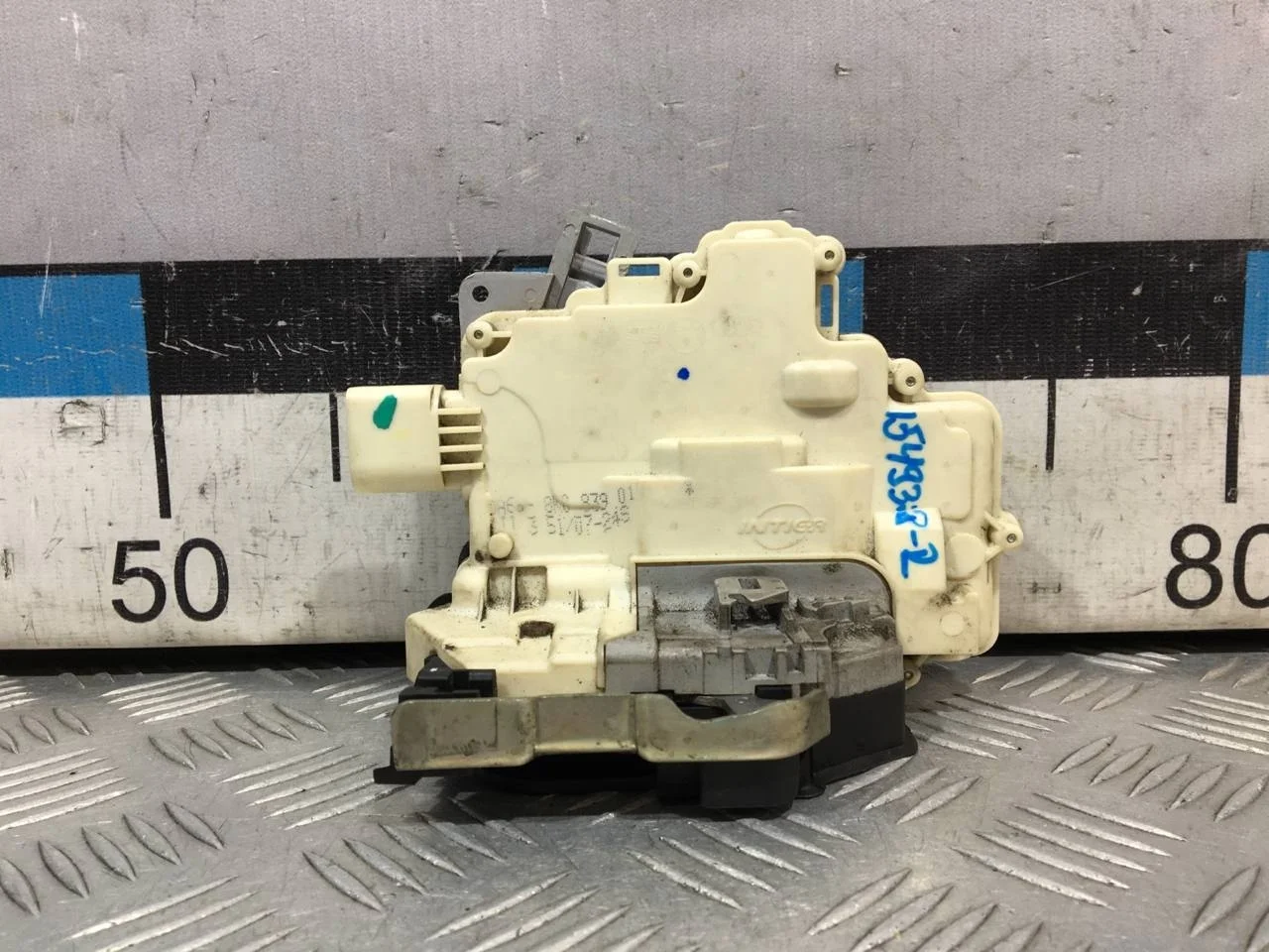 [Б/У] Замок двери задней левой VAG [Код: 00603366 ]