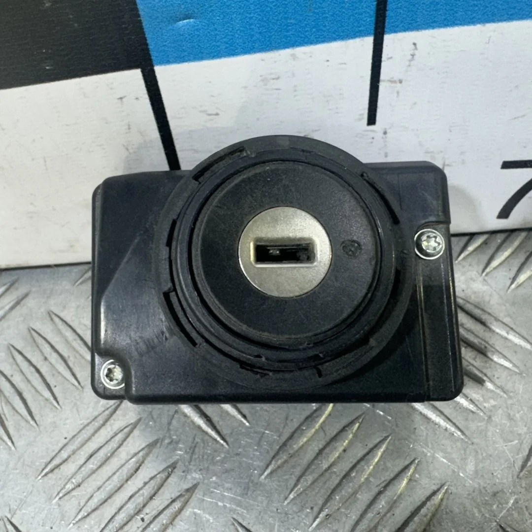 [Б/У] Замок зажигания Porsche Cayenne 03-10 [Код: 00416936 ]