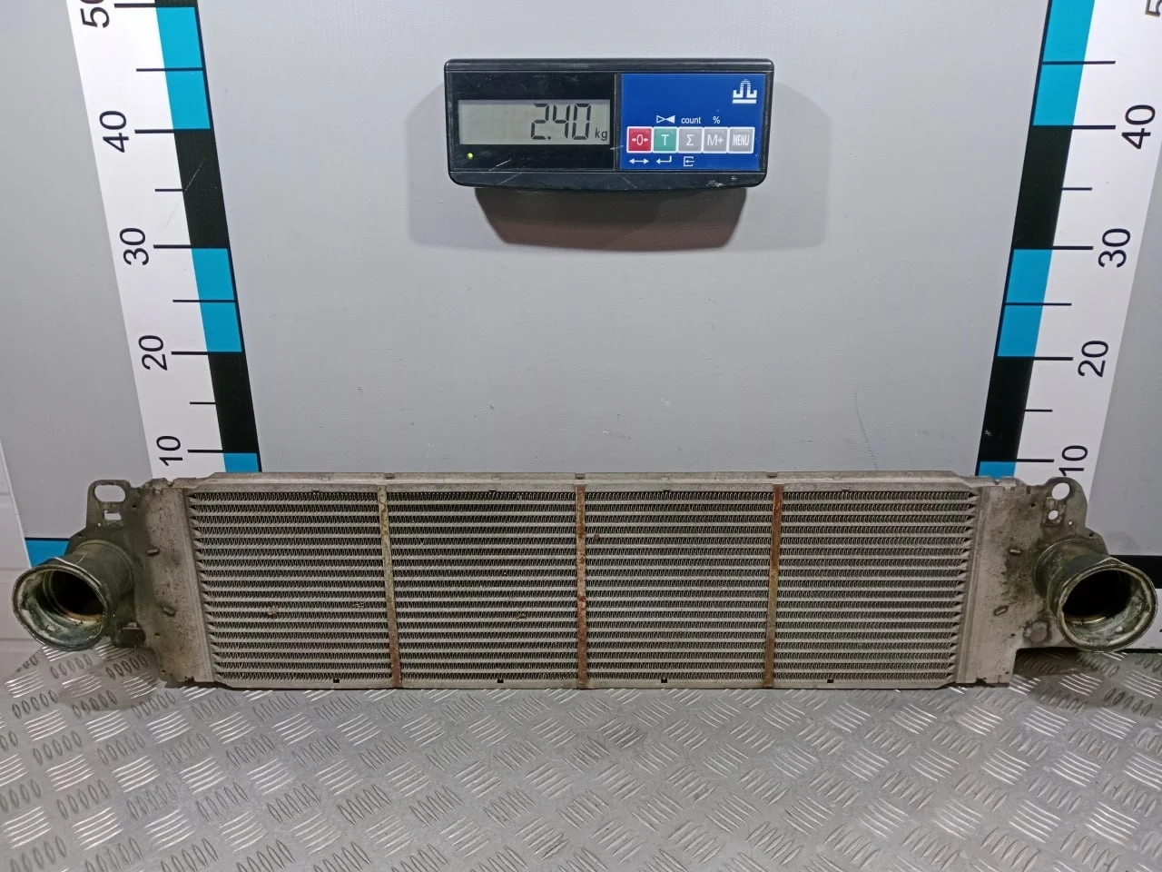 [Б/У] Интеркулер [Код: 00672972 ]