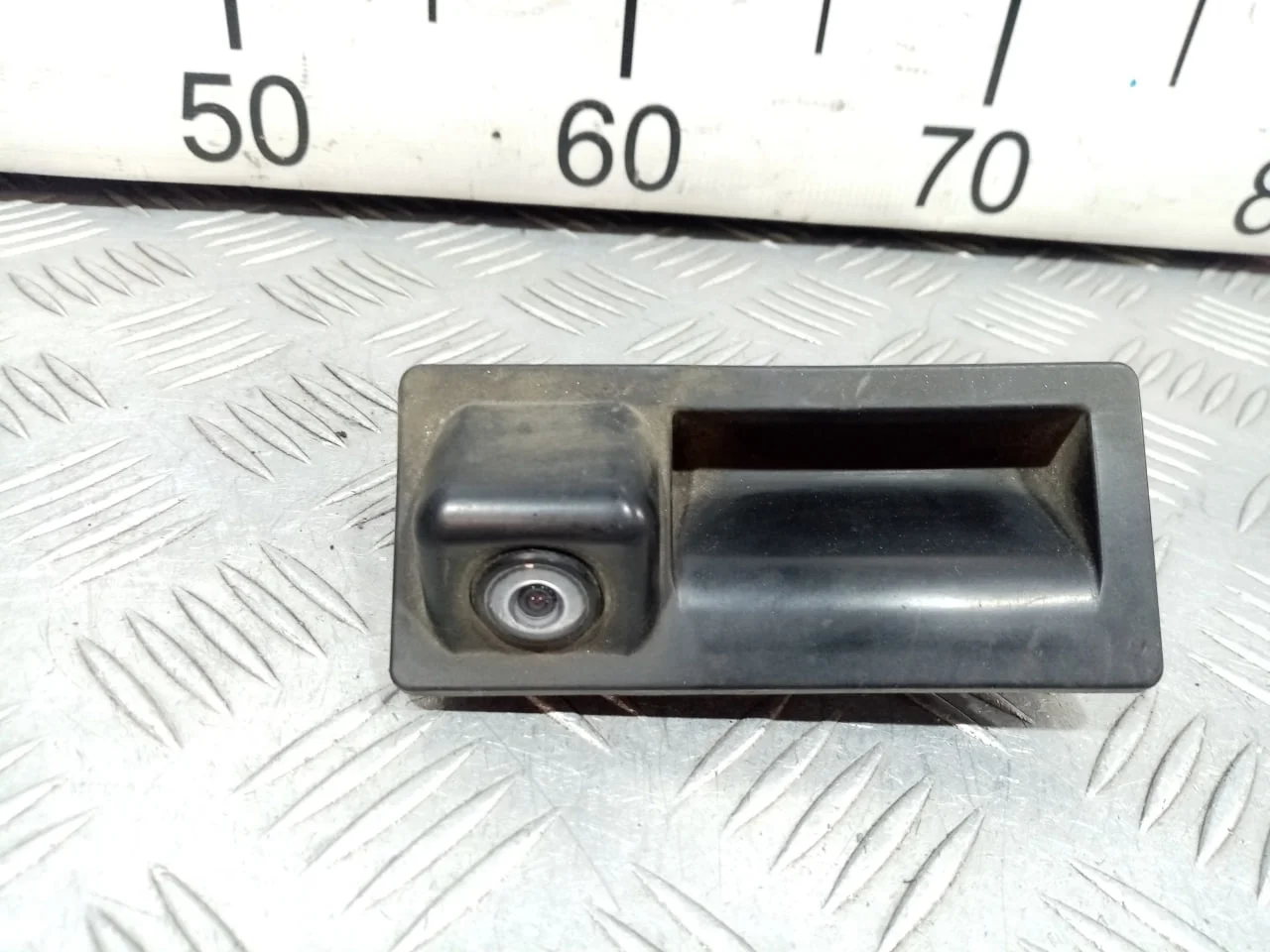 [Б/У] Камера заднего вида/ручка багажника [Код: 00650425 ]