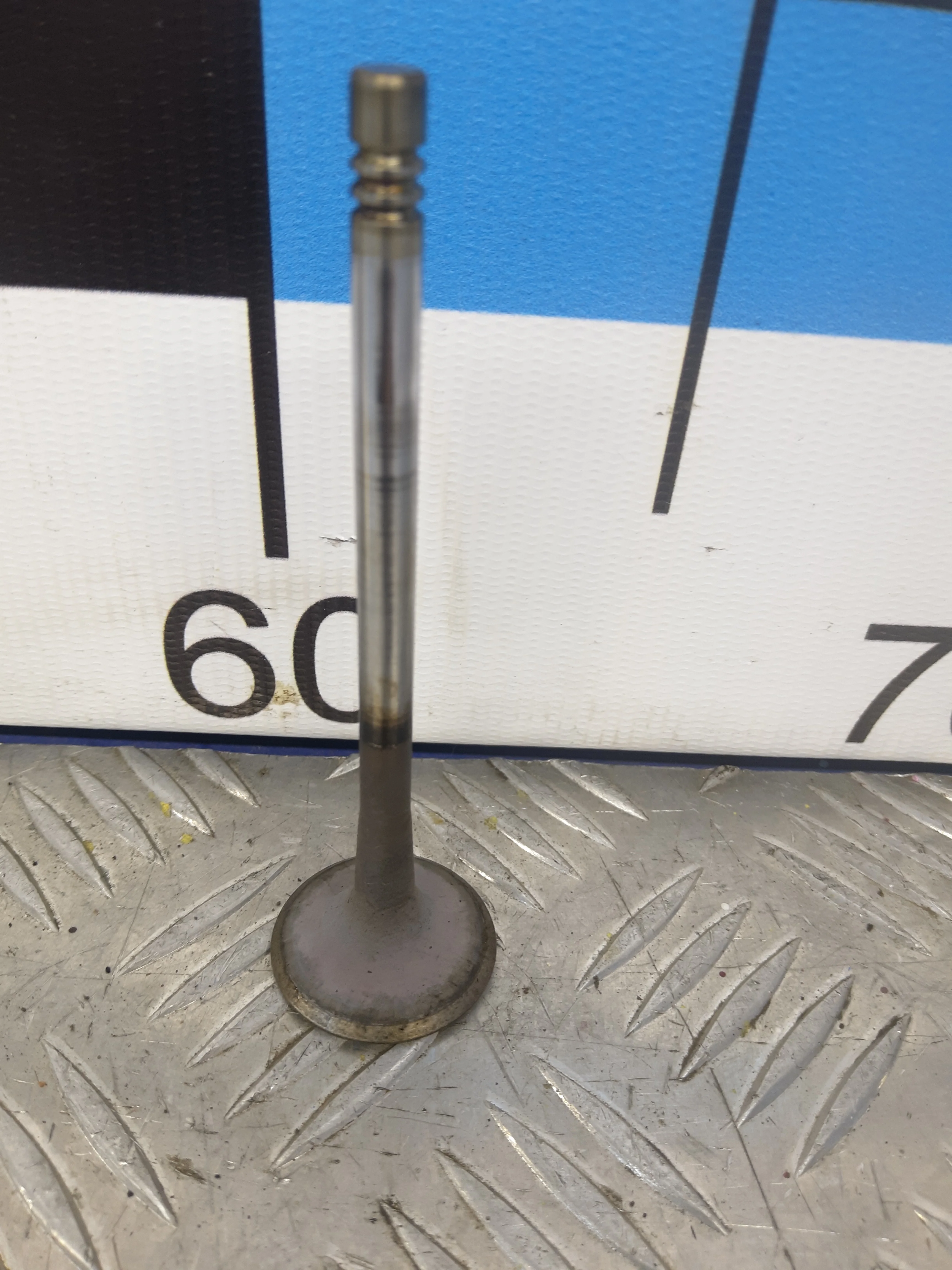 [Б/У] Клапан впускной 26.9x6x105.1 [Код: 00294721 ]