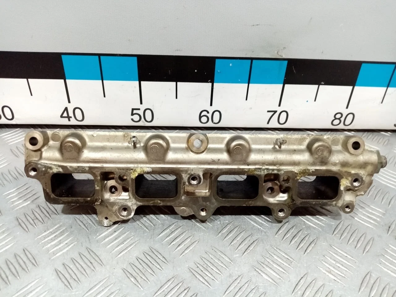 [Б/У] Коллектор впускной (нижняя часть) VW [Код: 00632697 ]