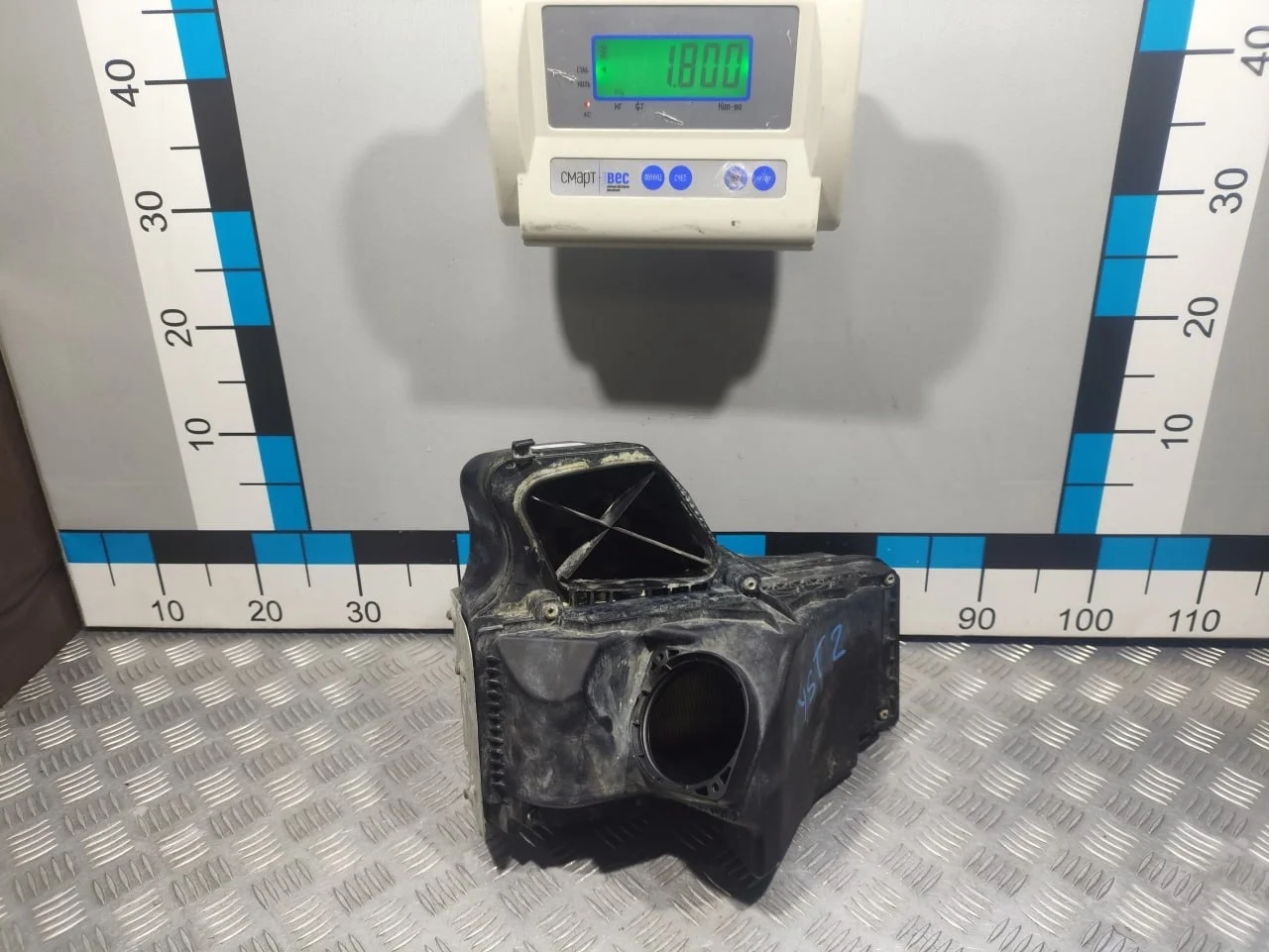 [Б/У] Корпус воздушного фильтра Audi A4 A5 Q5 [Код: 00667315 ]