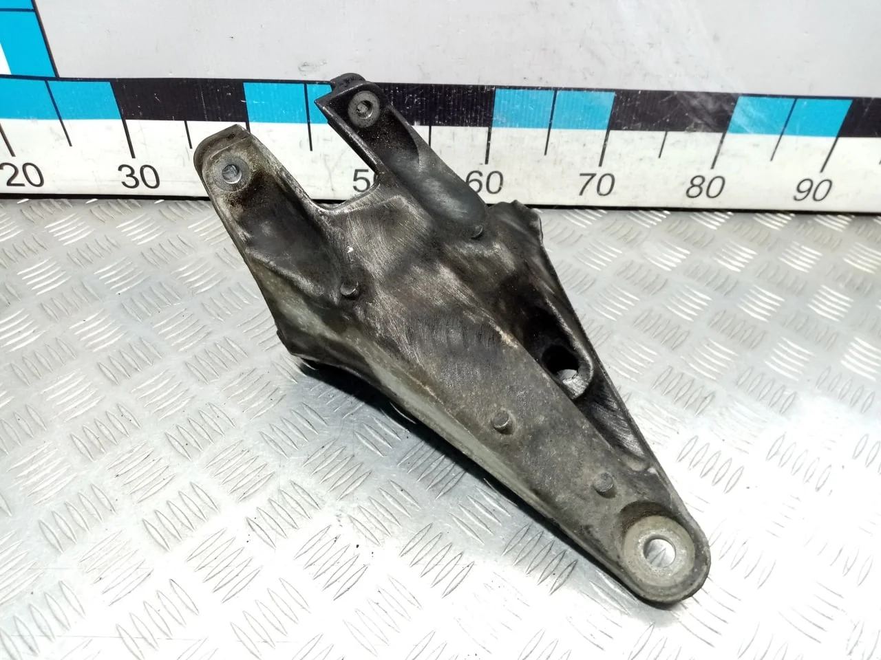 [Б/У] Кронштейн двигателя задний [Код: 00604112 ]