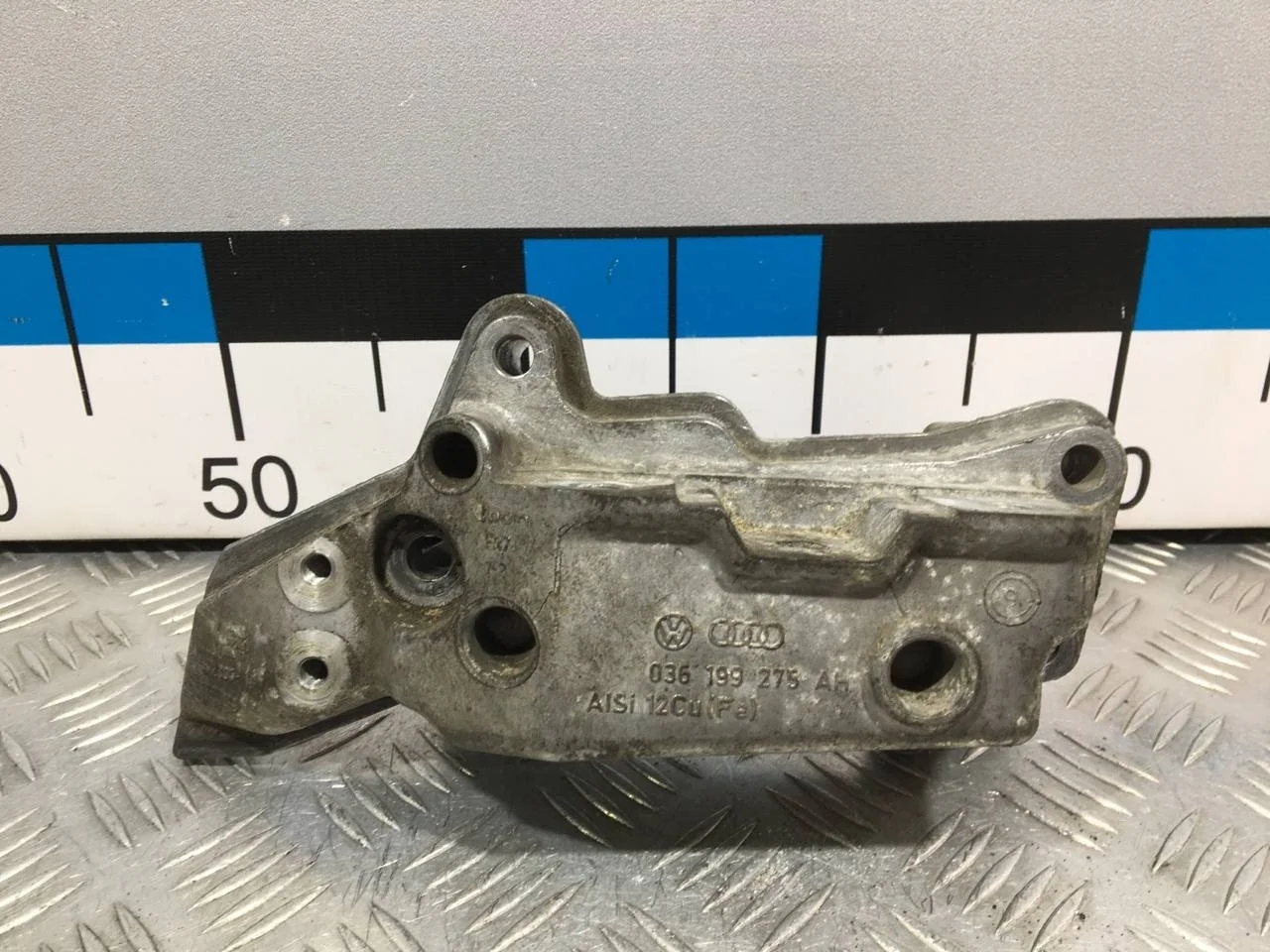 [Б/У] Кронштейн двигателя правый Golf Altea Leon [Код: 00626214 ]