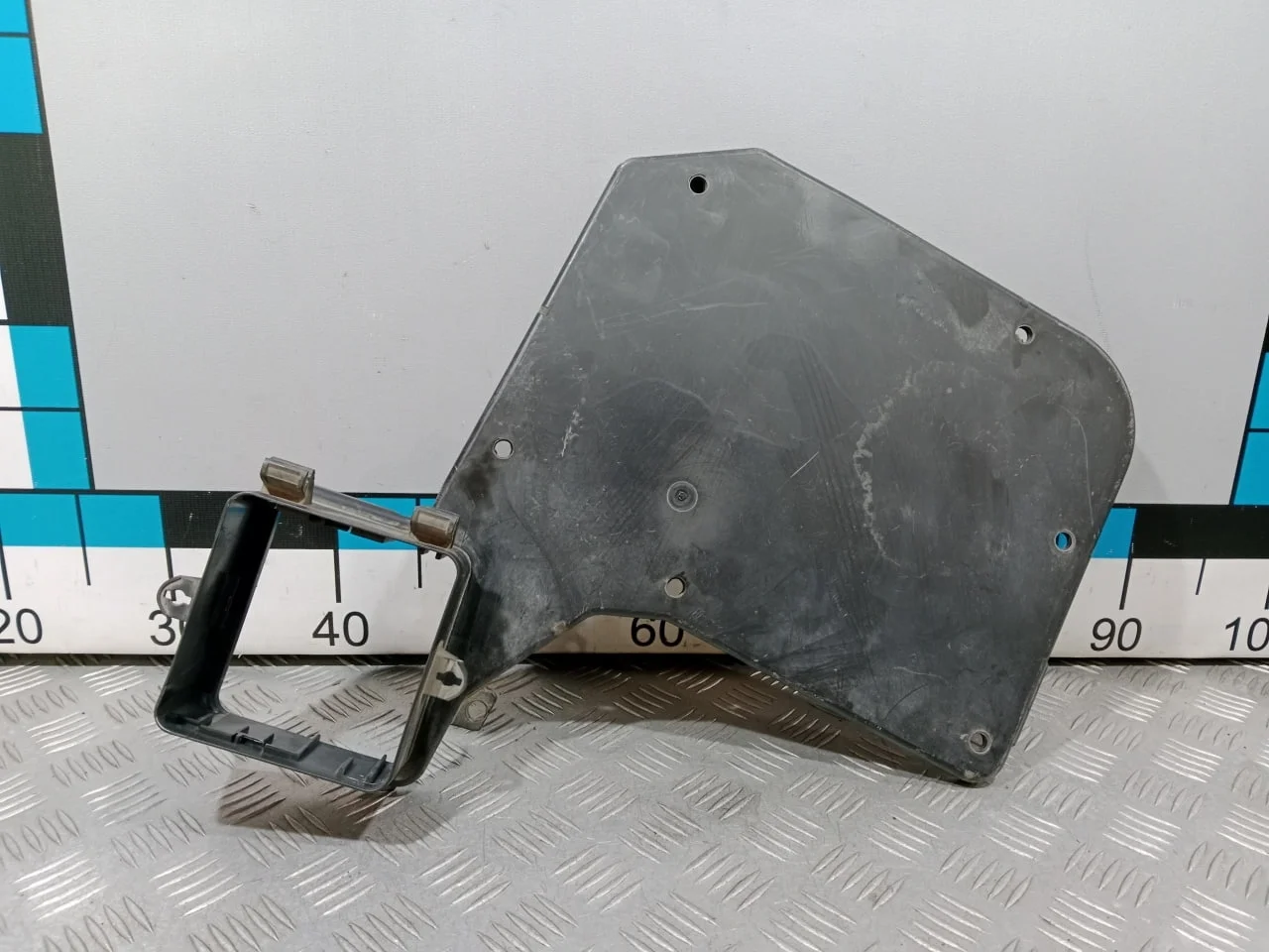 [Б/У] Крышка блока предохранителей VW [Код: 00672946 ]