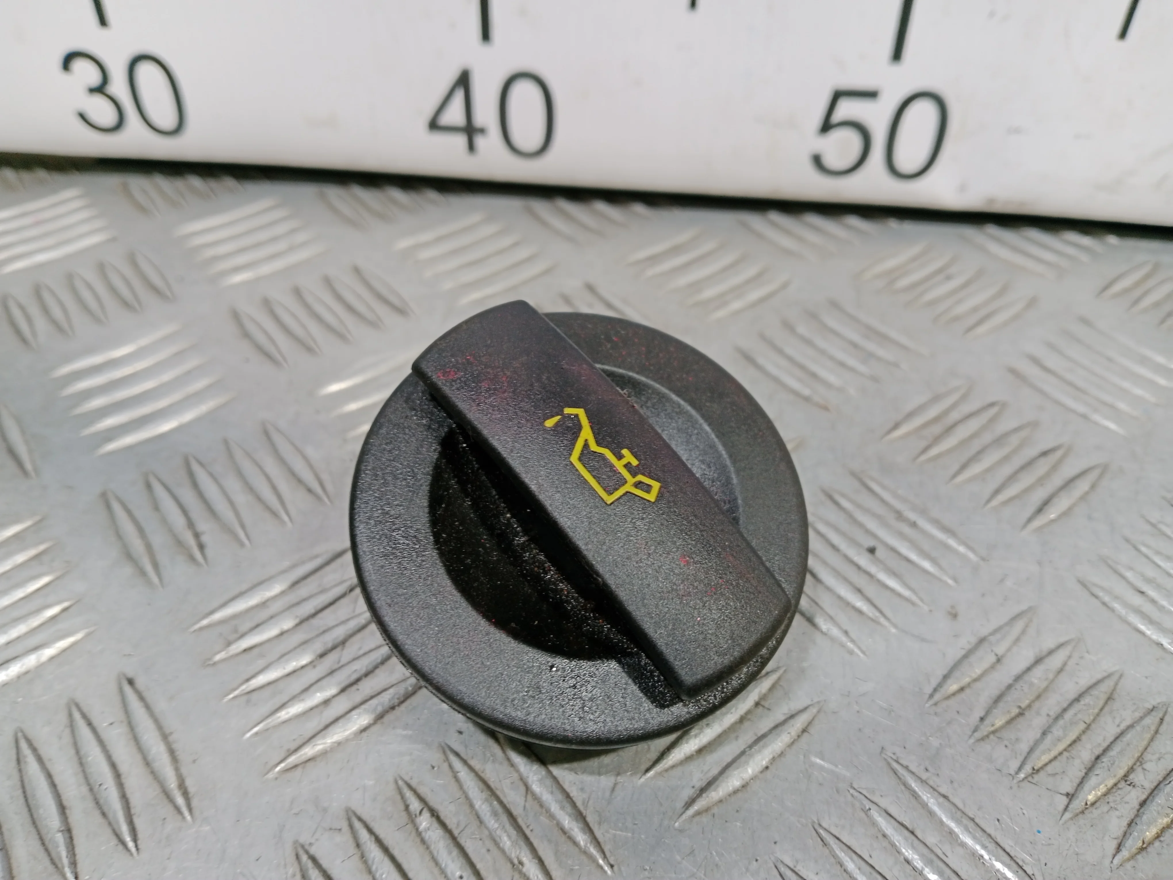 [Б/У] Крышка маслозаливной горловины [Код: 00414466 ]